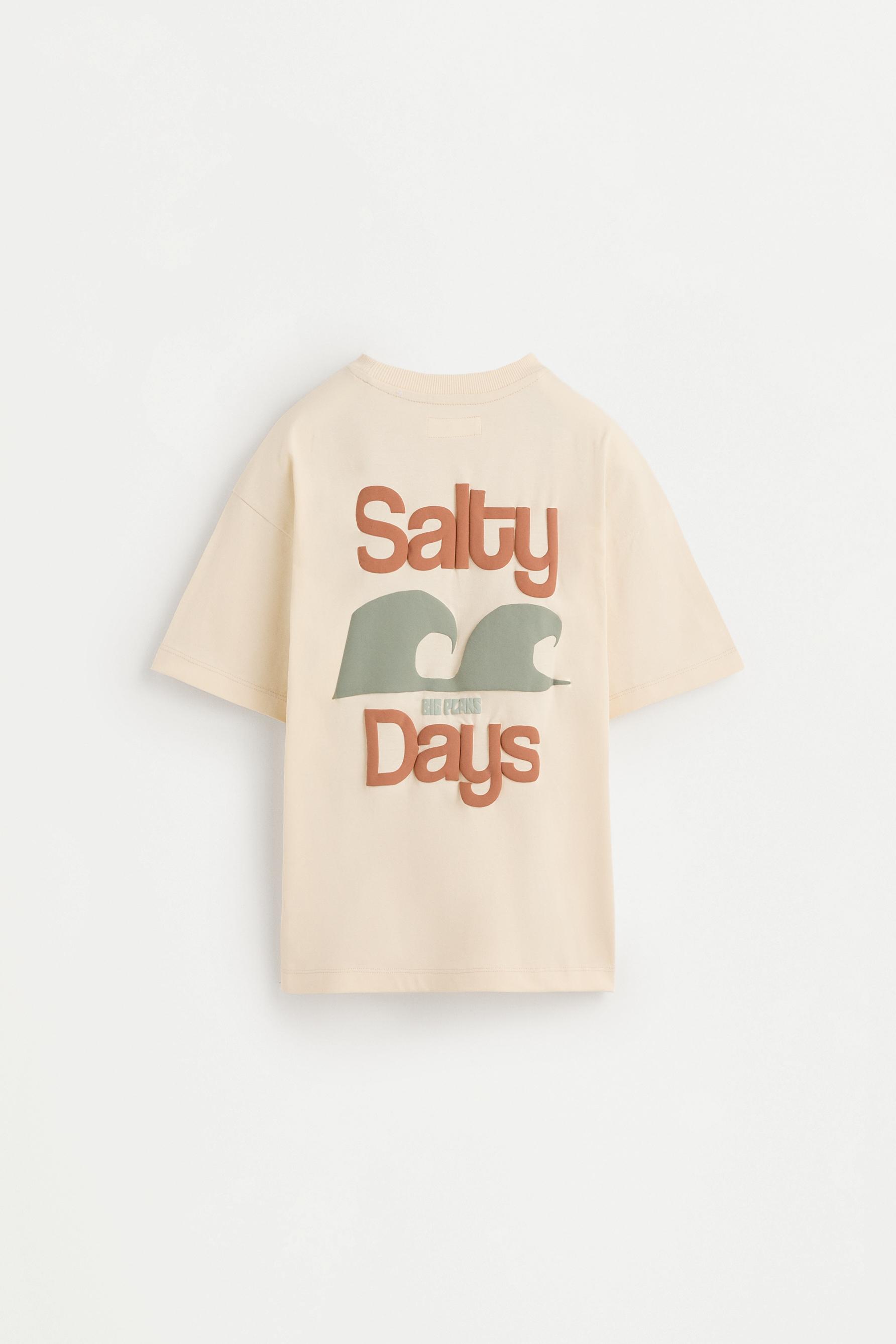 Printed T-shirt with pocket