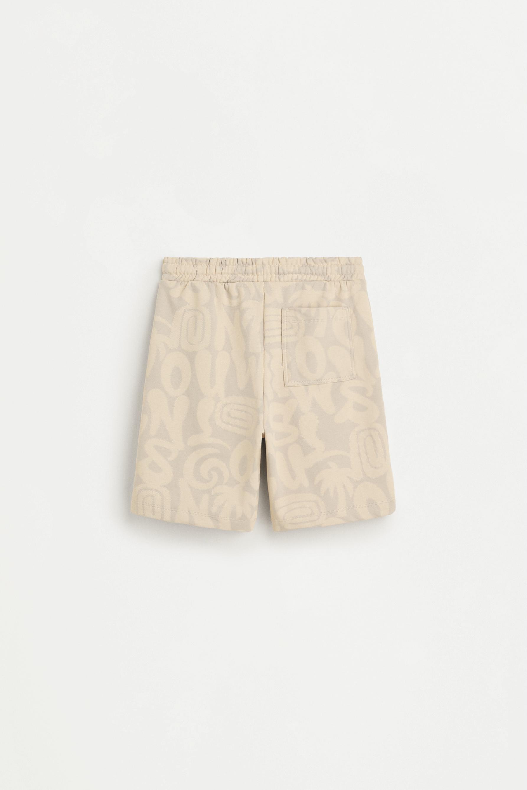 Graffiti print Bermuda shorts