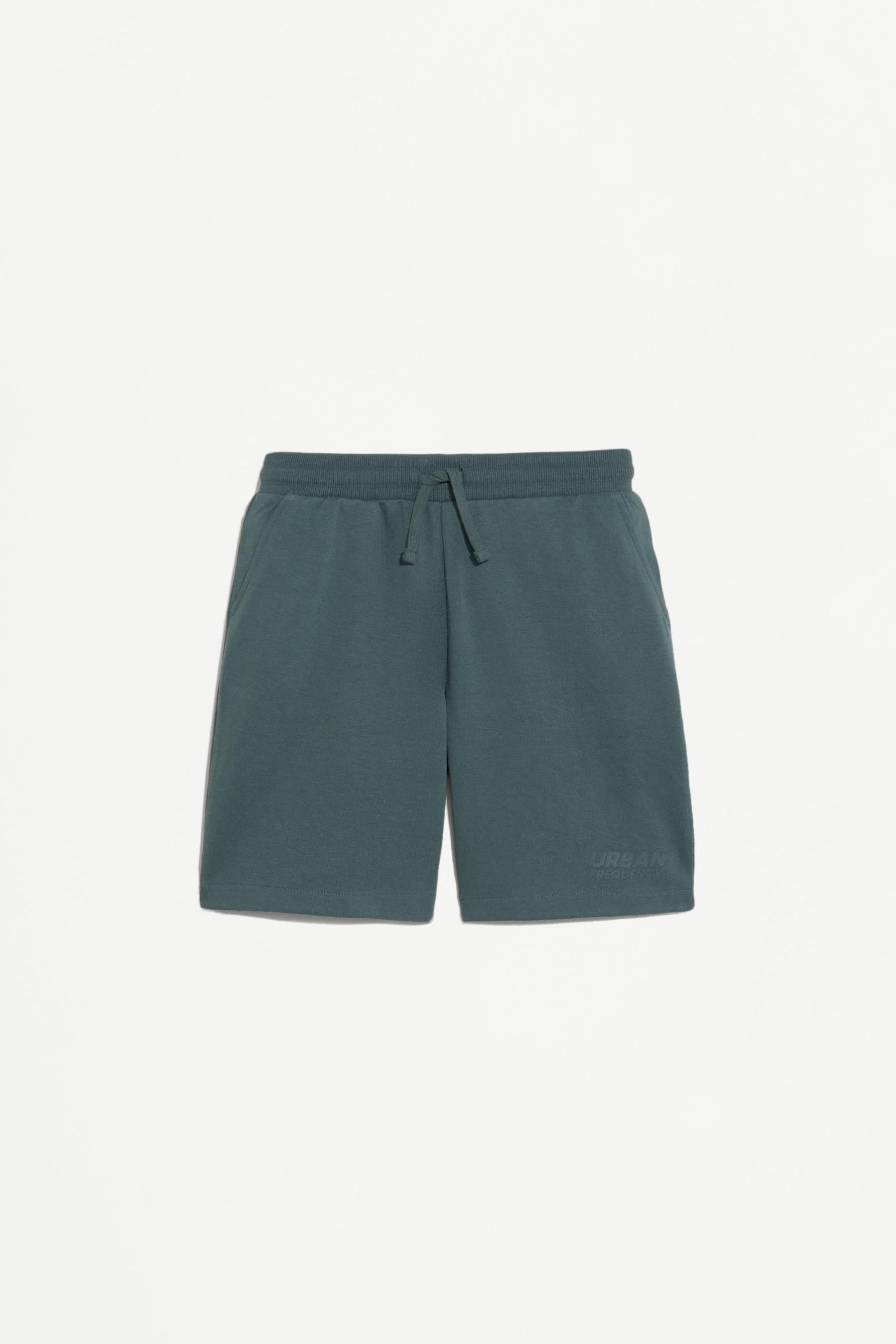 Interlock Bermuda shorts with rubberised text