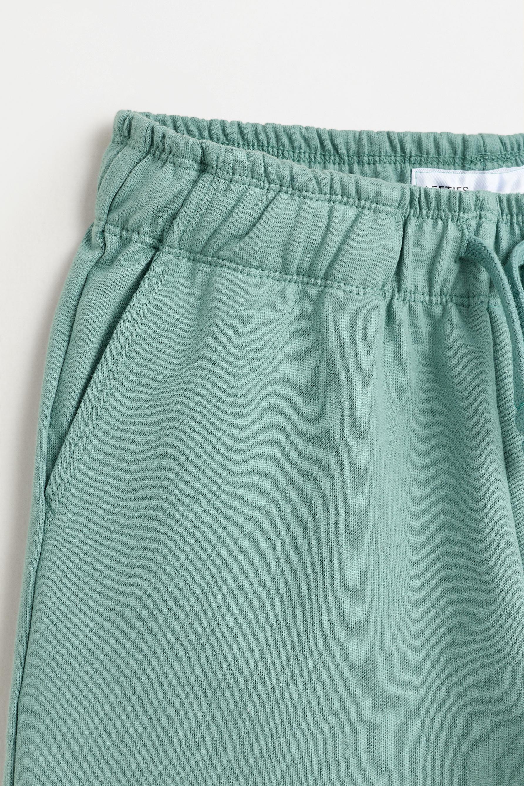 Vest top and jogger Bermuda shorts co-ord