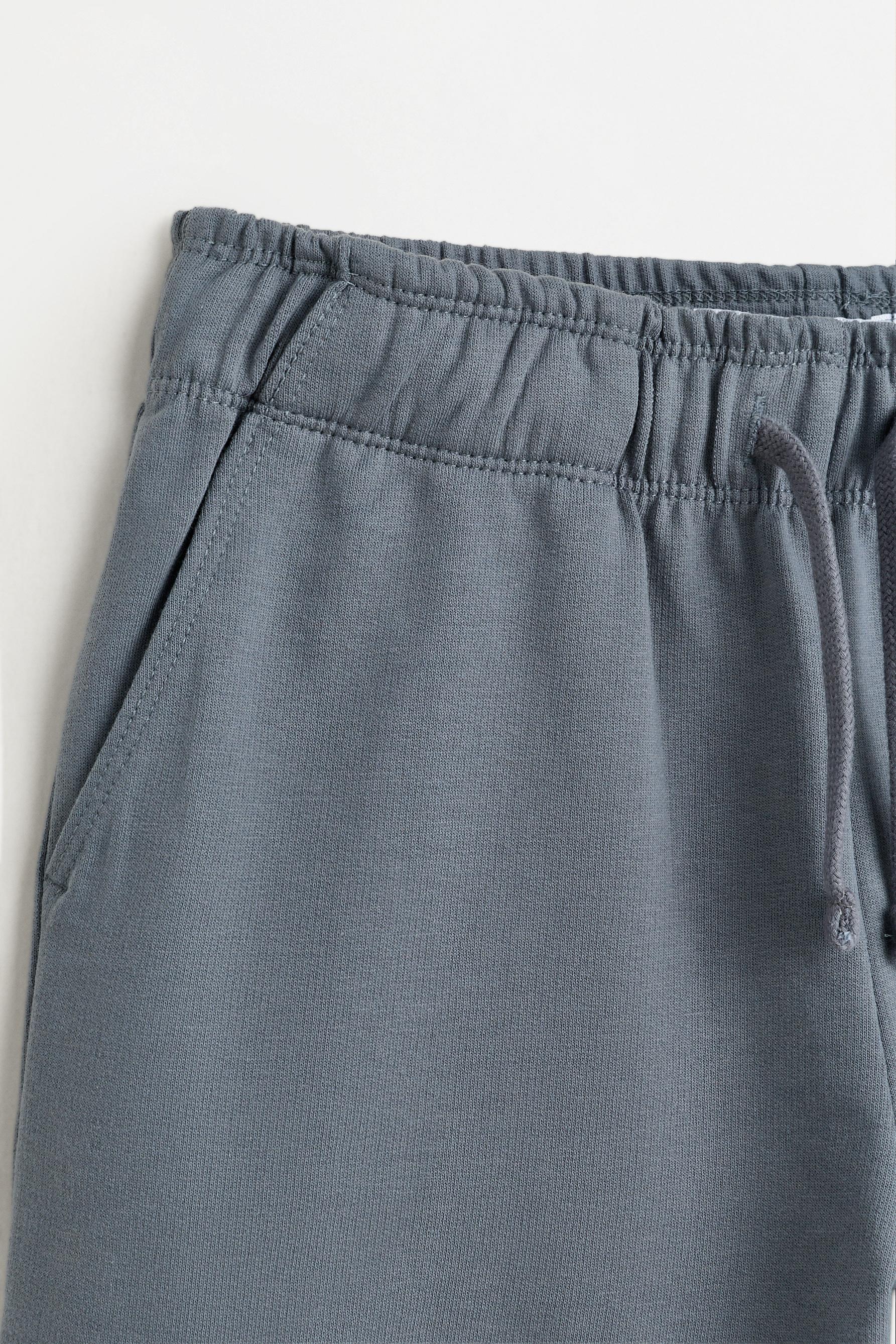 Vest top and jogger Bermuda shorts co-ord