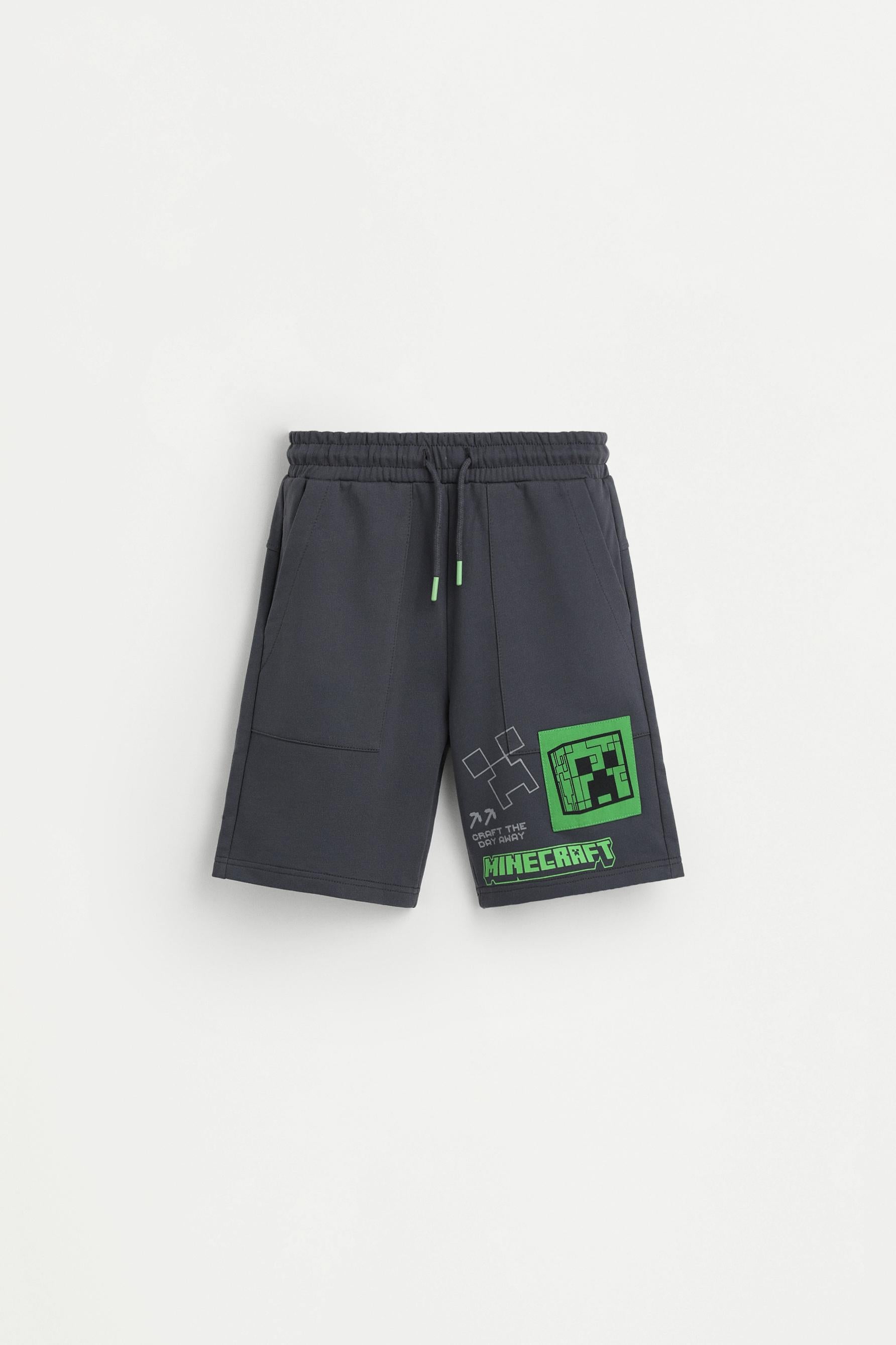 Minecraft jogger Bermuda shorts