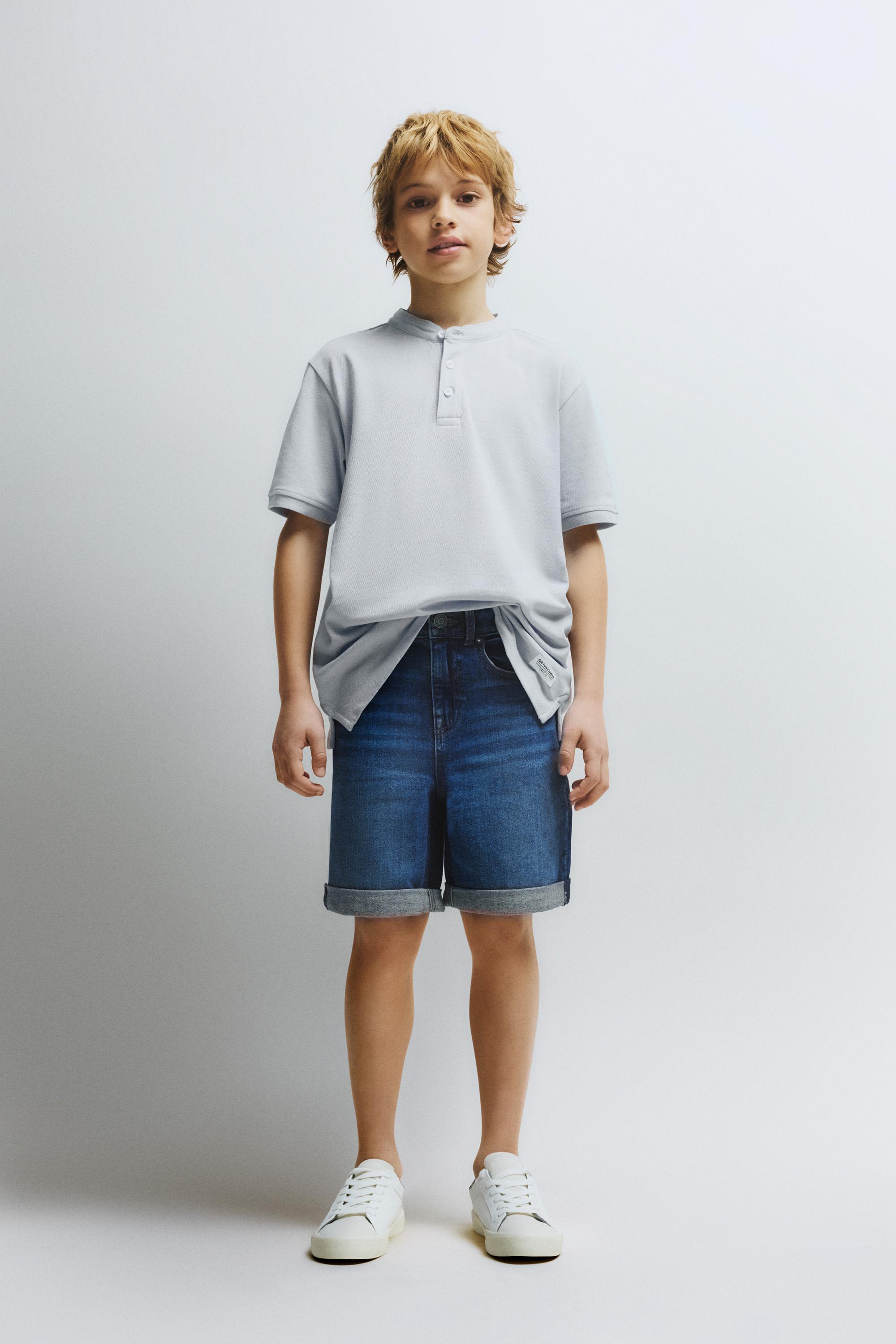 Stand collar polo shirt
