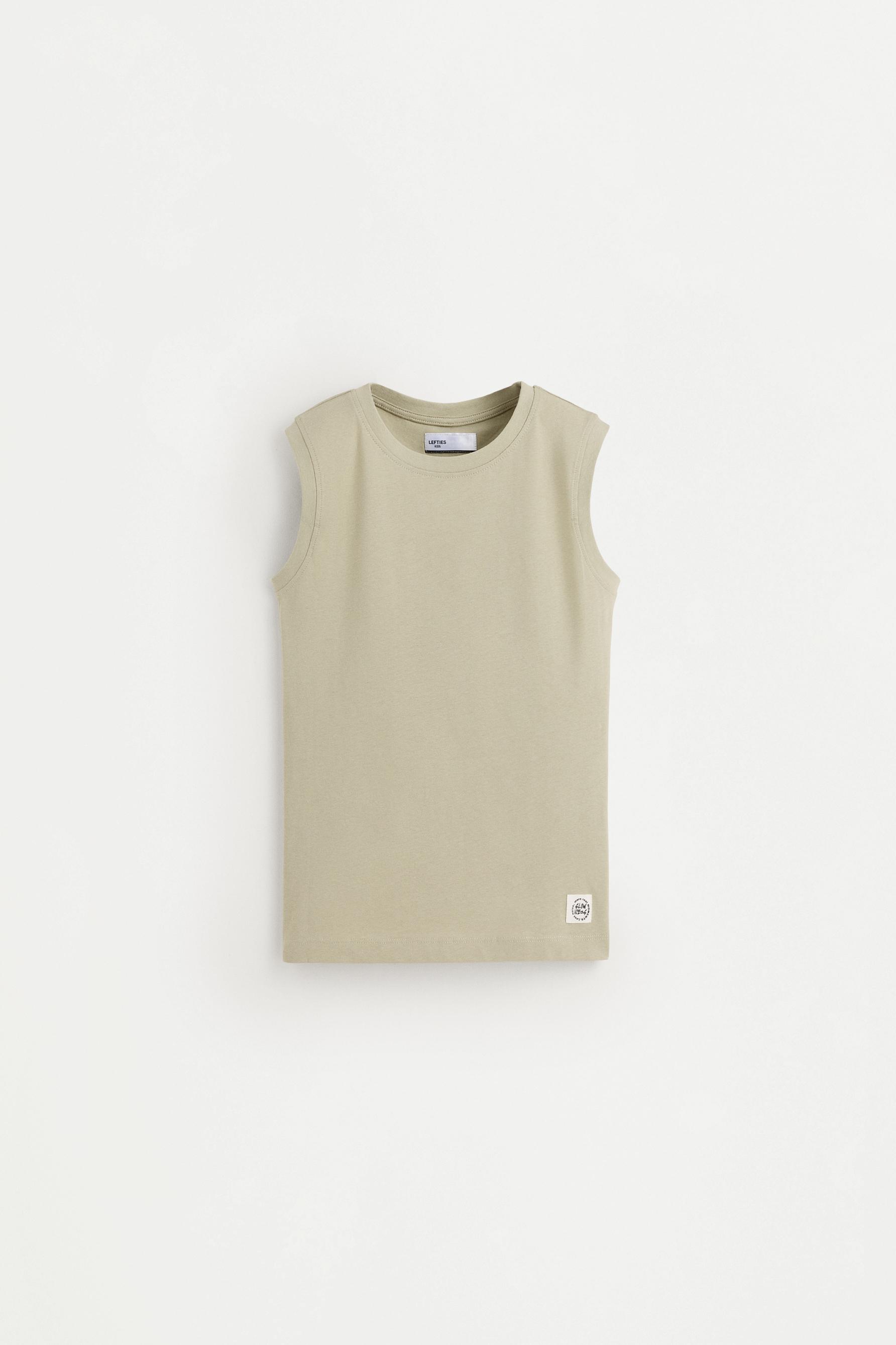 Pack of 2 assorted sleeveless T-shirts