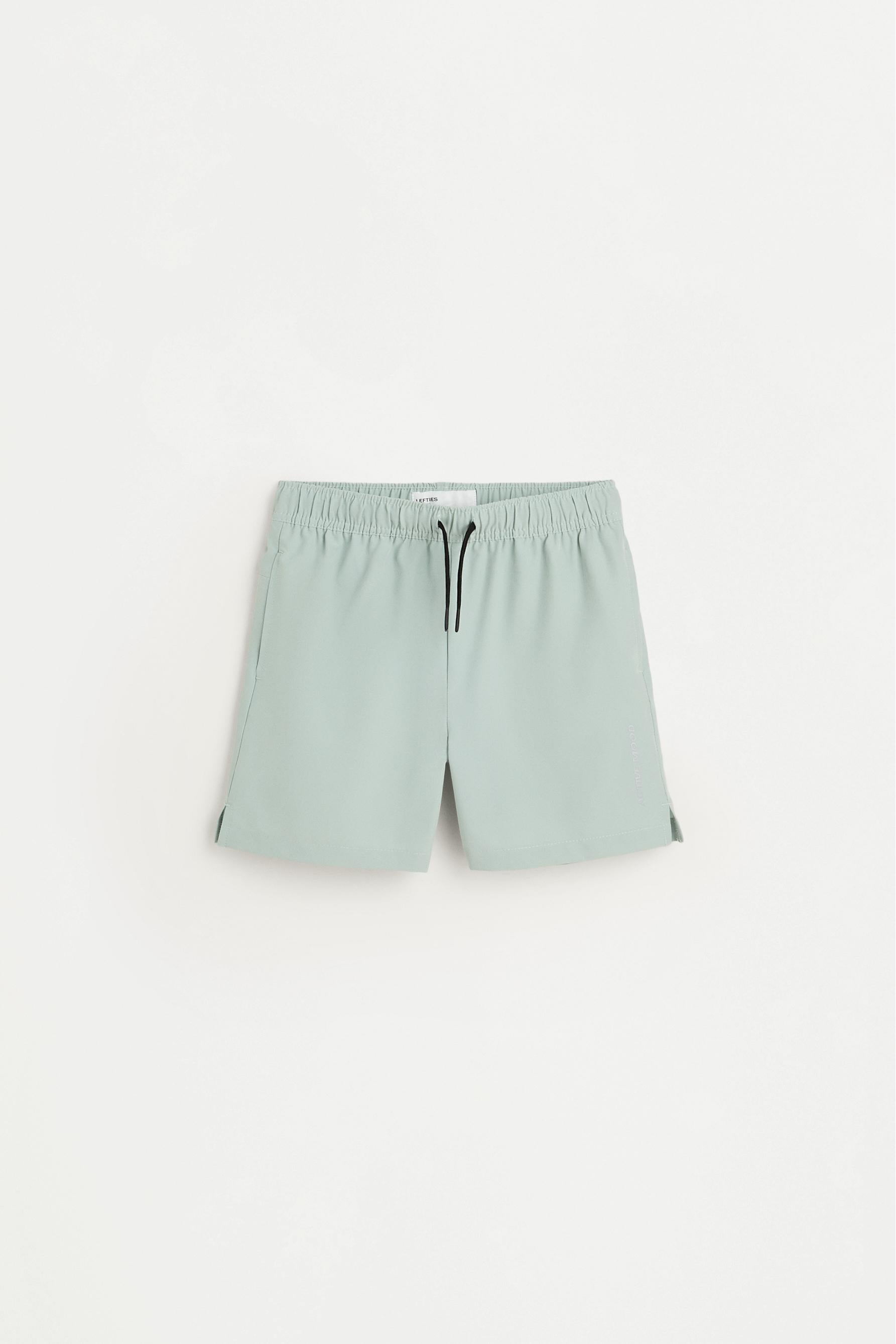 Bermuda sports shorts