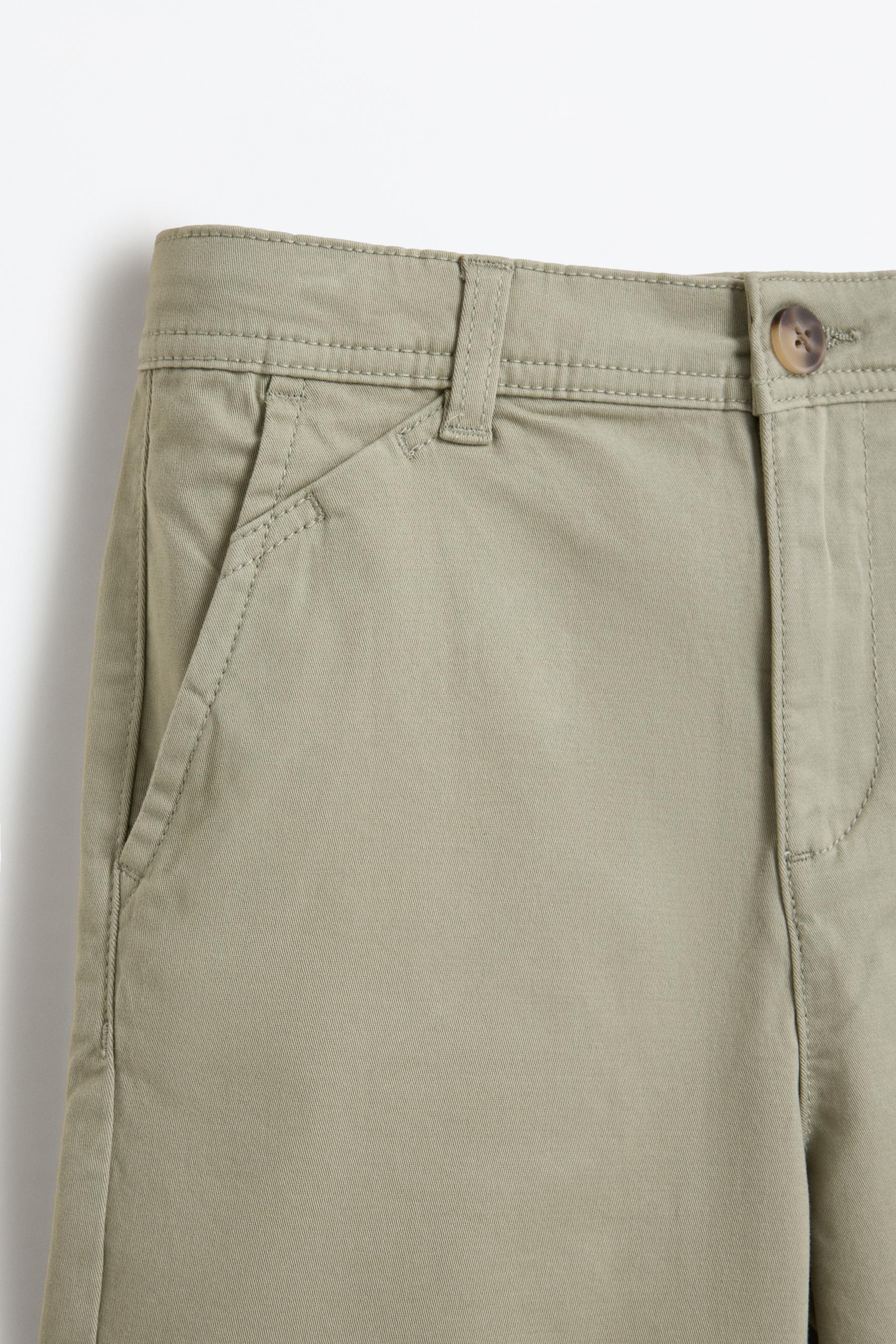 Chinese Bermuda shorts
