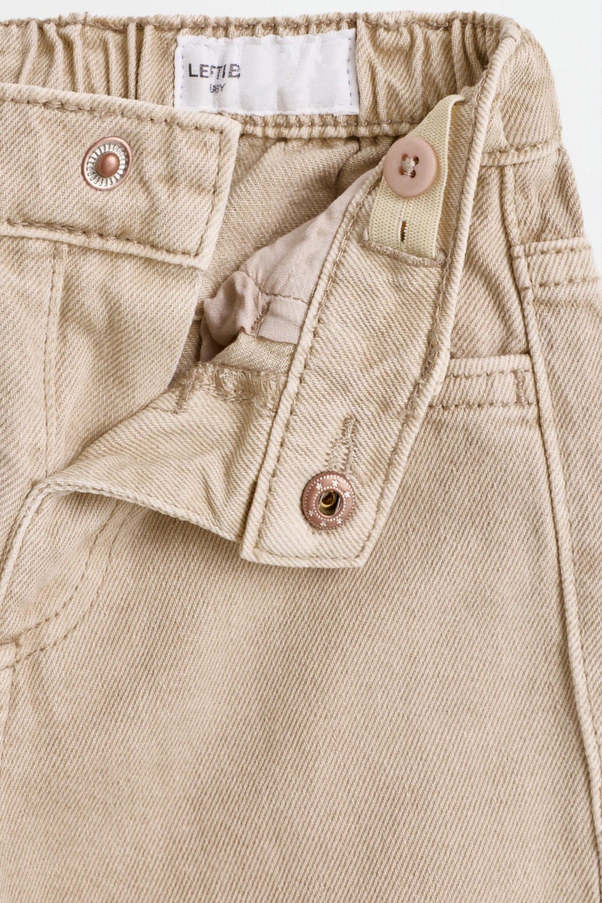 Balloon fit jeans