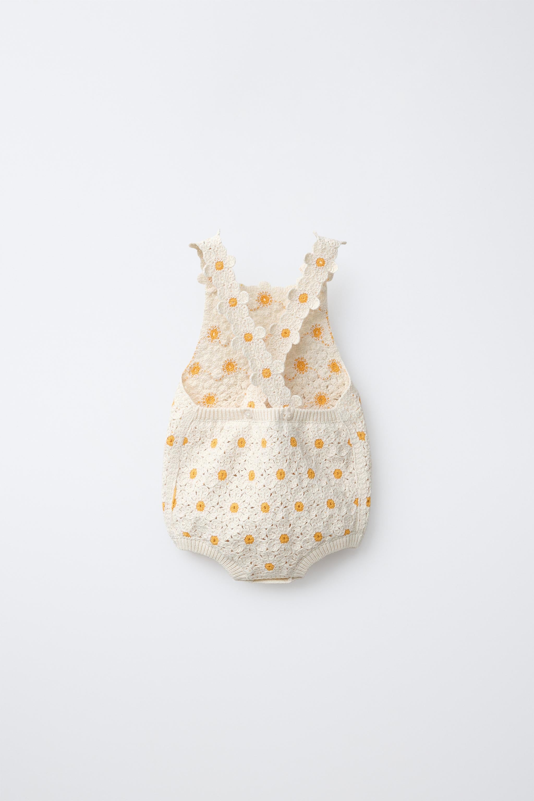 PLAIN CROCHET DAISY ROMPER