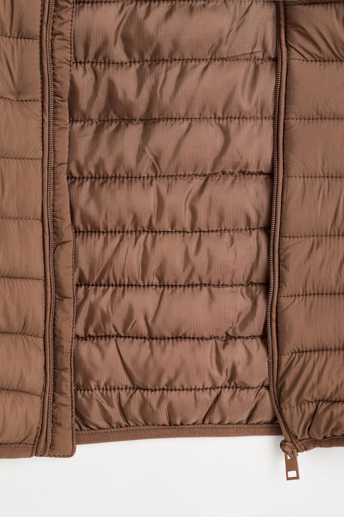 Lightweight quilted hooded jacket