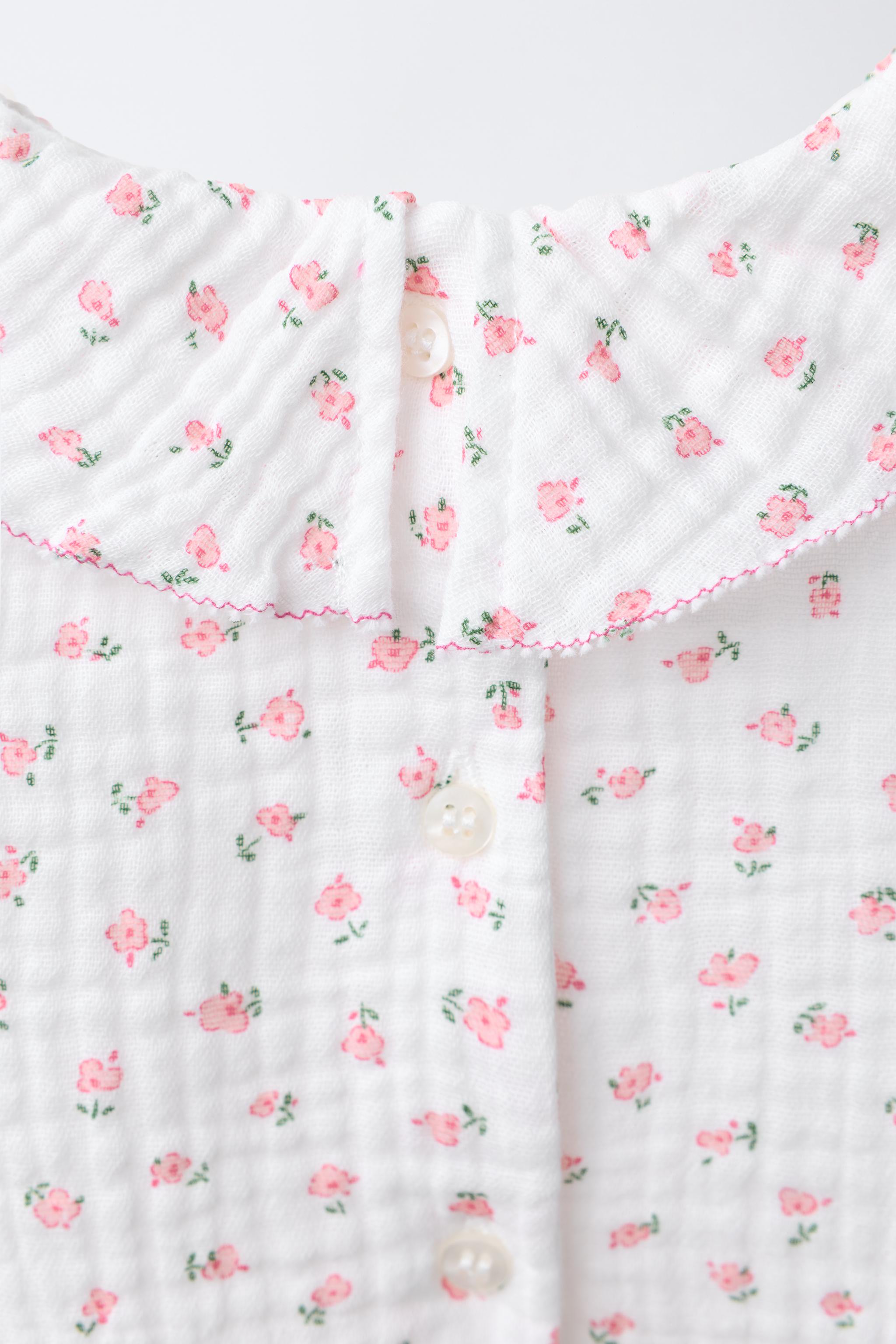 TEXTURED FLORAL BODYSUIT