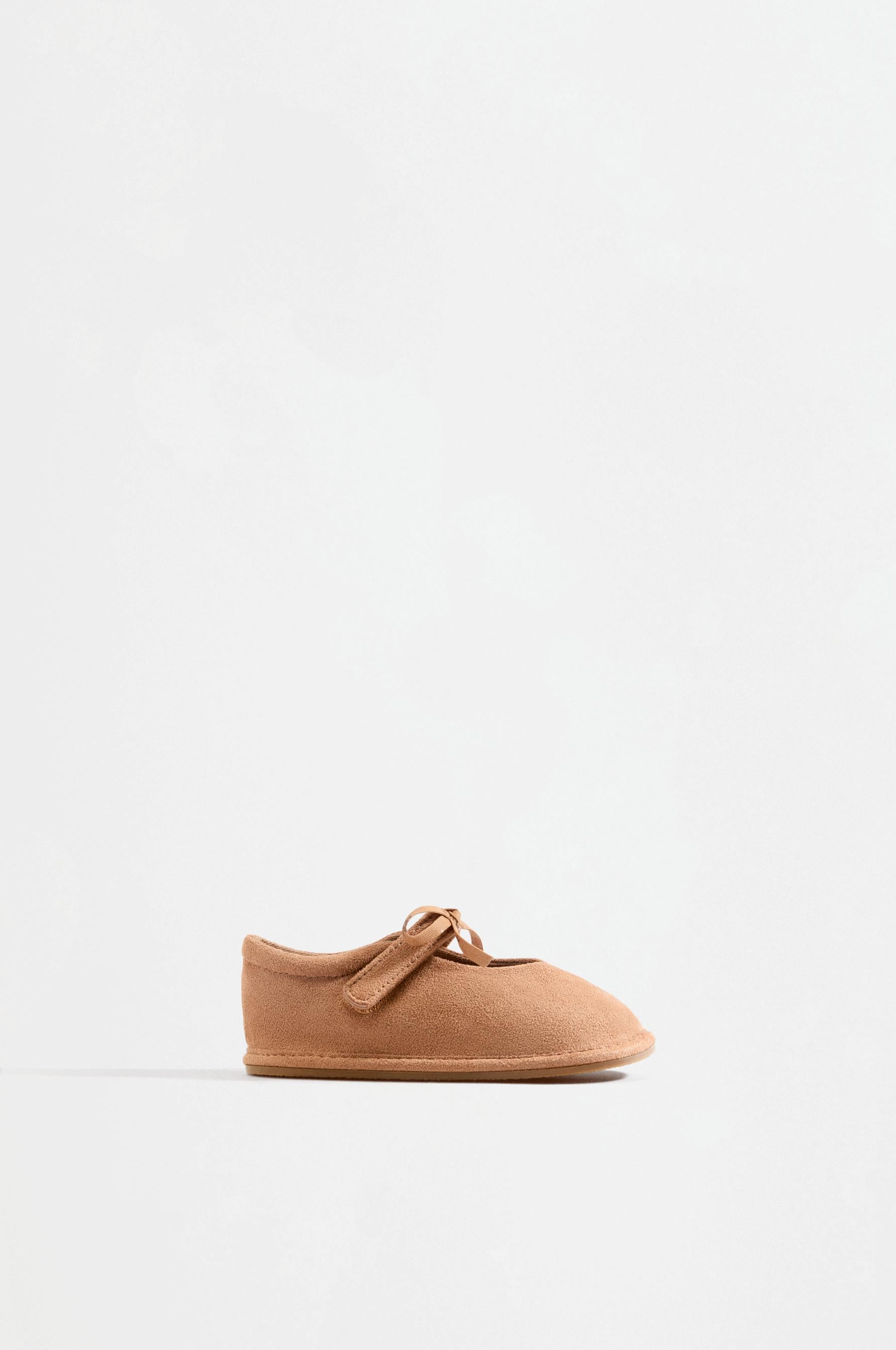 Barefoot bow ballet flats