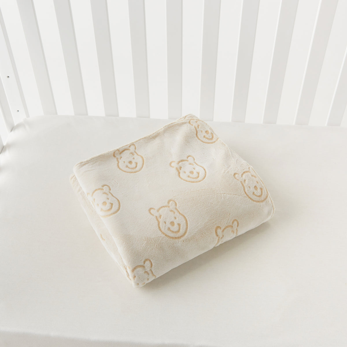 Disney Winnie-the-Pooh Detail Flannel Fleece Blanket - 120x140 cm