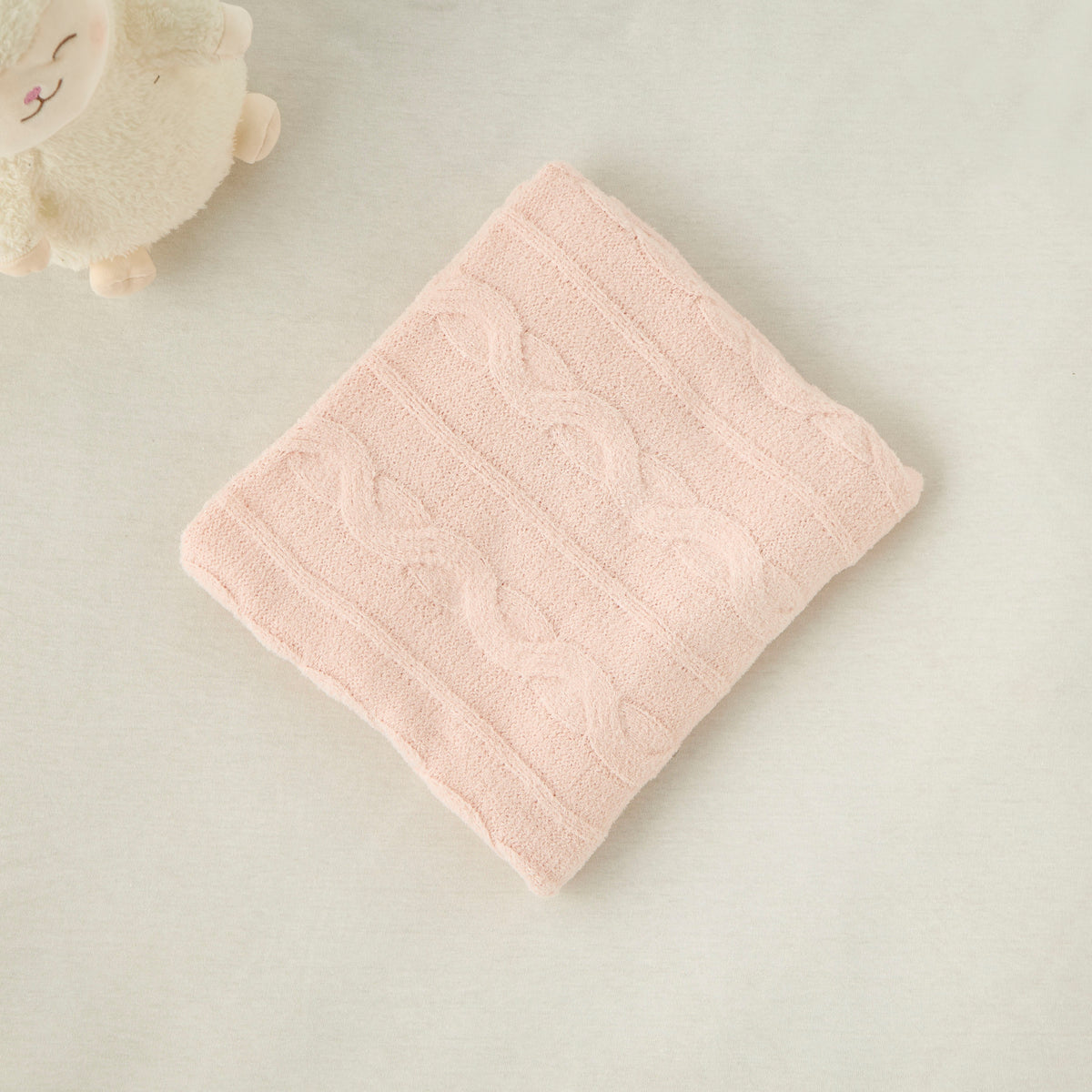 Giggles Cable Knitted Throw - 80x100 cm