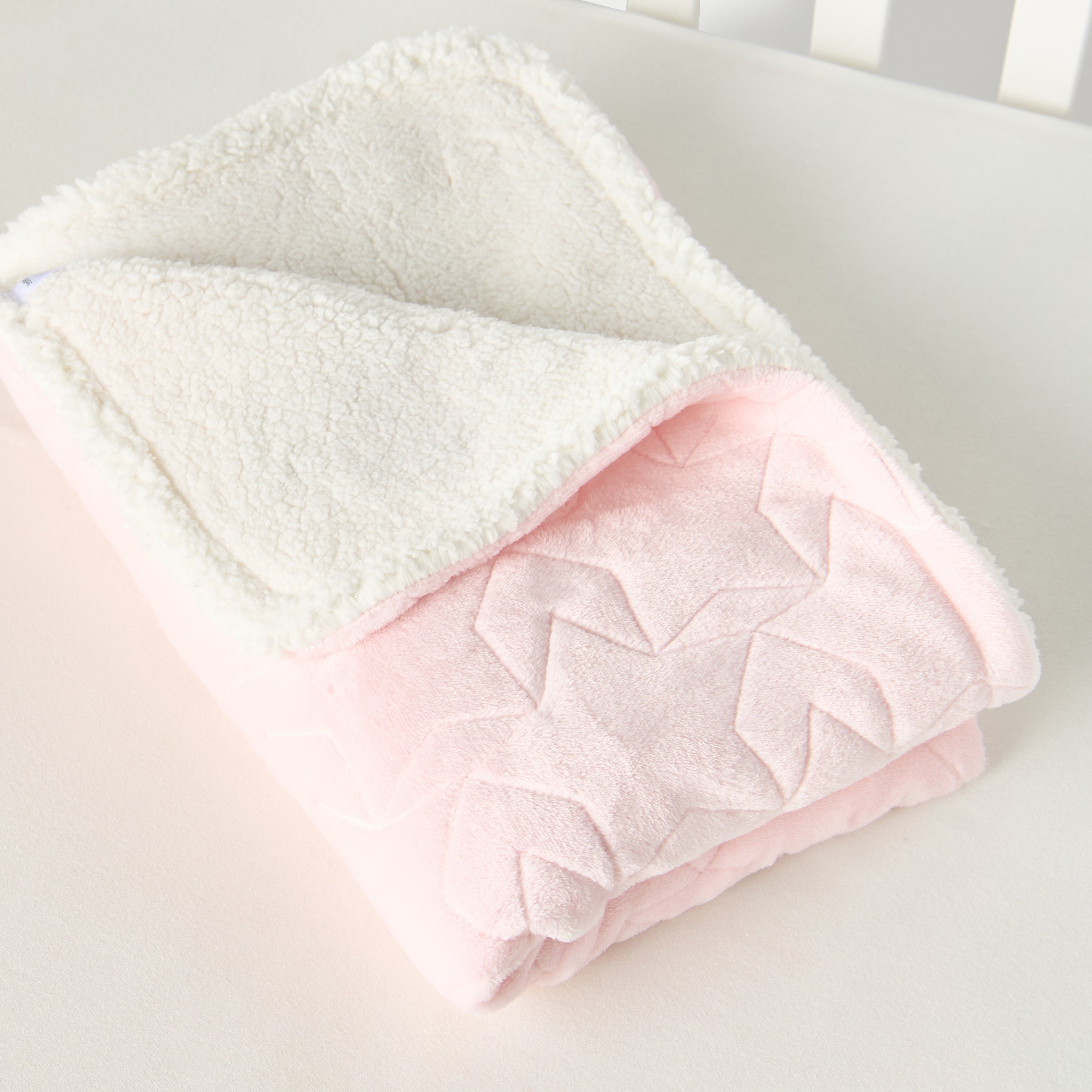 Juniors Swan Embroidered Raschel Blanket - 76x102 cm
