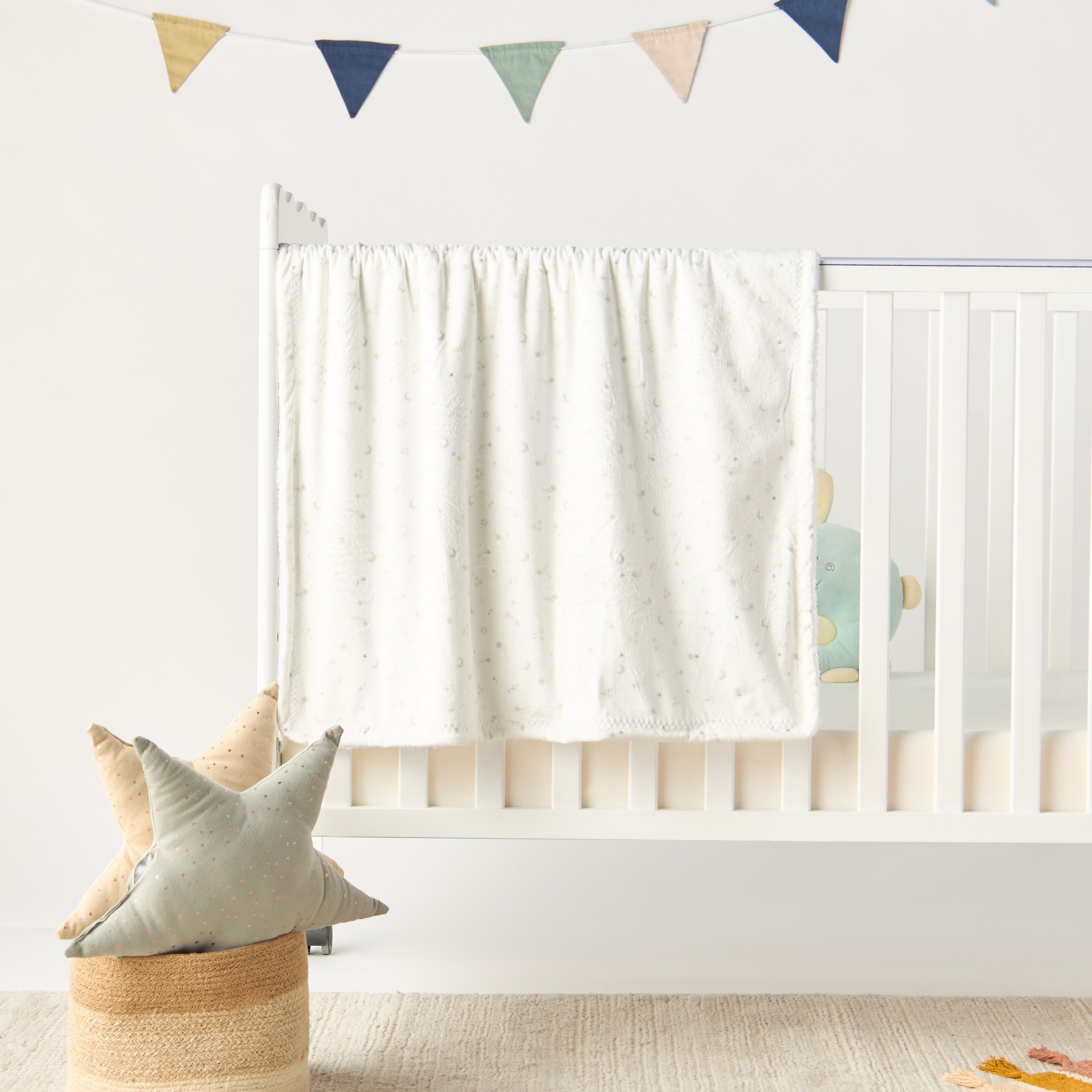 Juniors Printed Velboa Raschel Blanket - 76x102 cm - HomeBabyNurseryBlankets & SwaddlesBlankets & Quilts