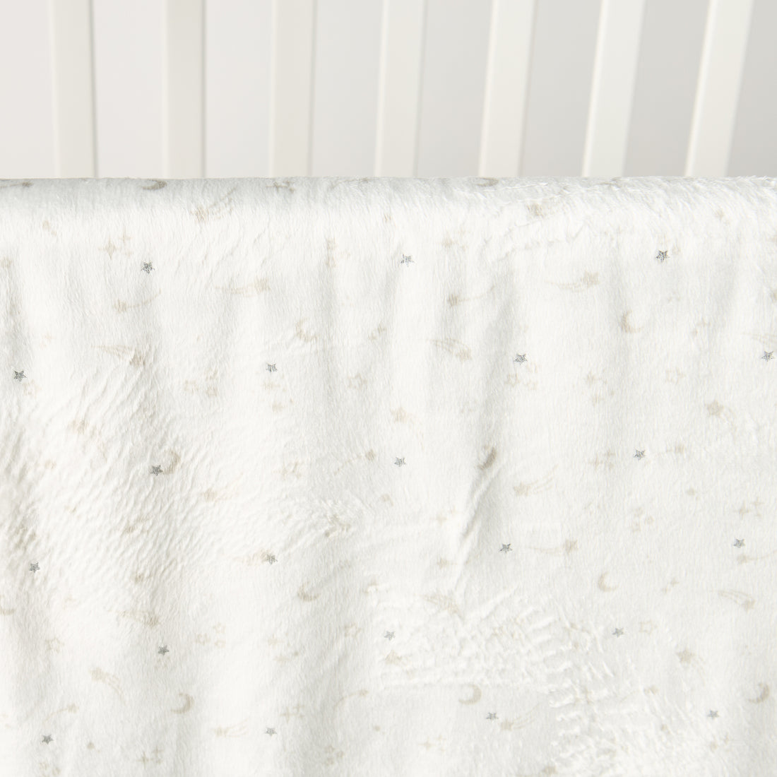 Juniors Printed Velboa Raschel Blanket - 76x102 cm