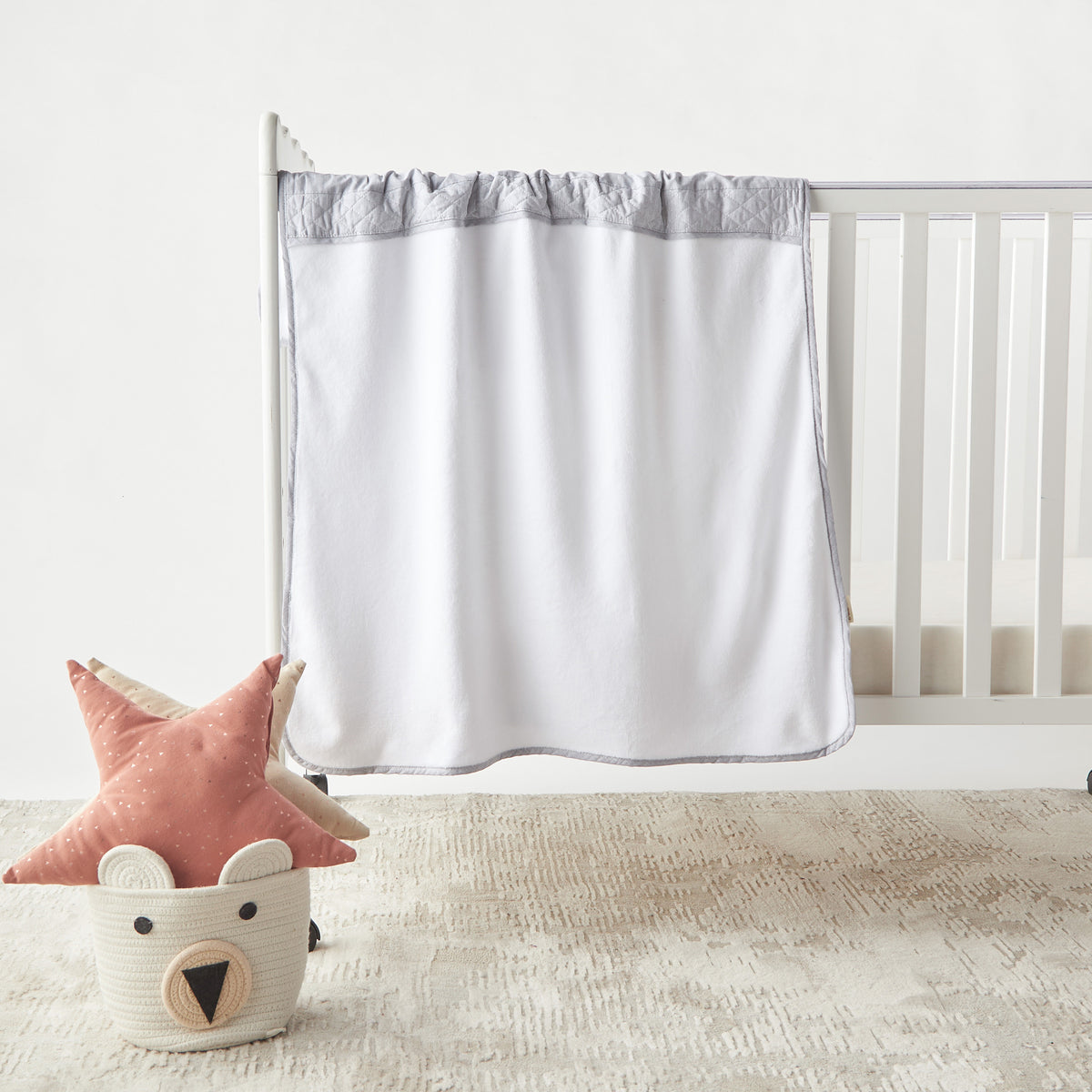 Giggles Sheep Applique Fleece Raschel Blanket