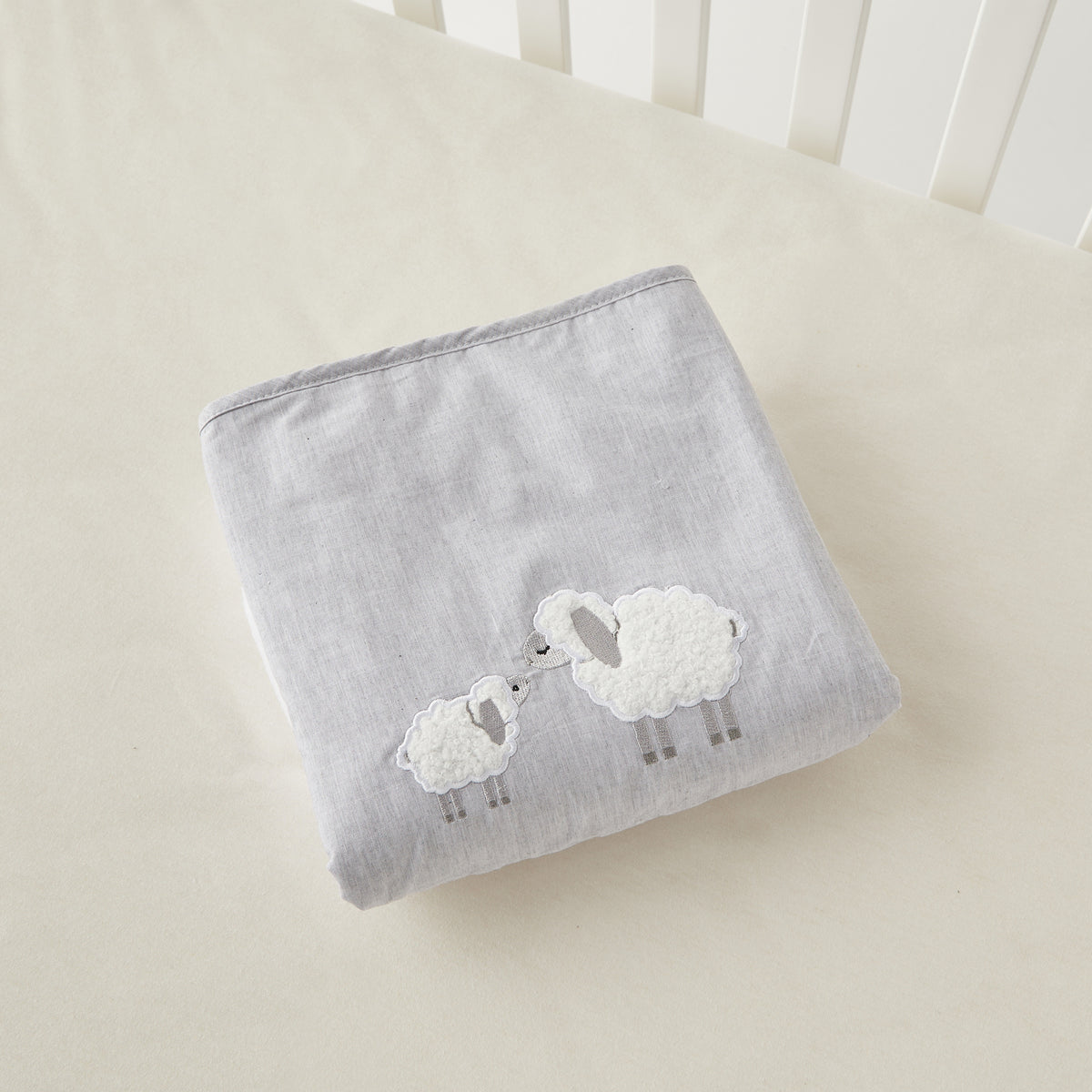 Giggles Sheep Applique Fleece Raschel Blanket