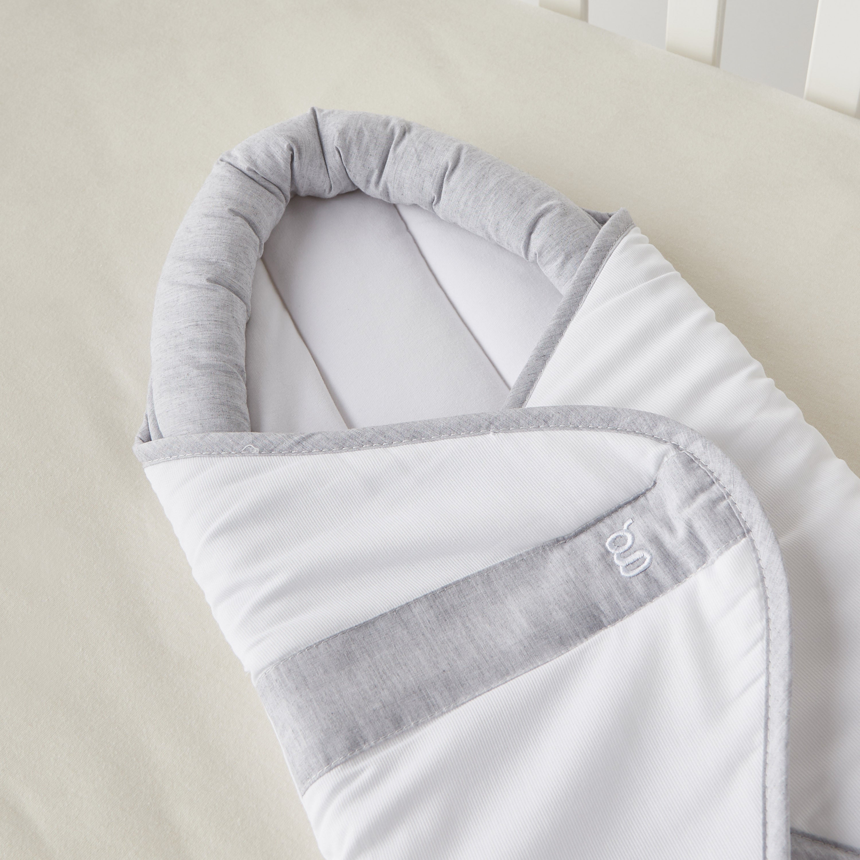 Giggles Solid Baby Swaddle Pod