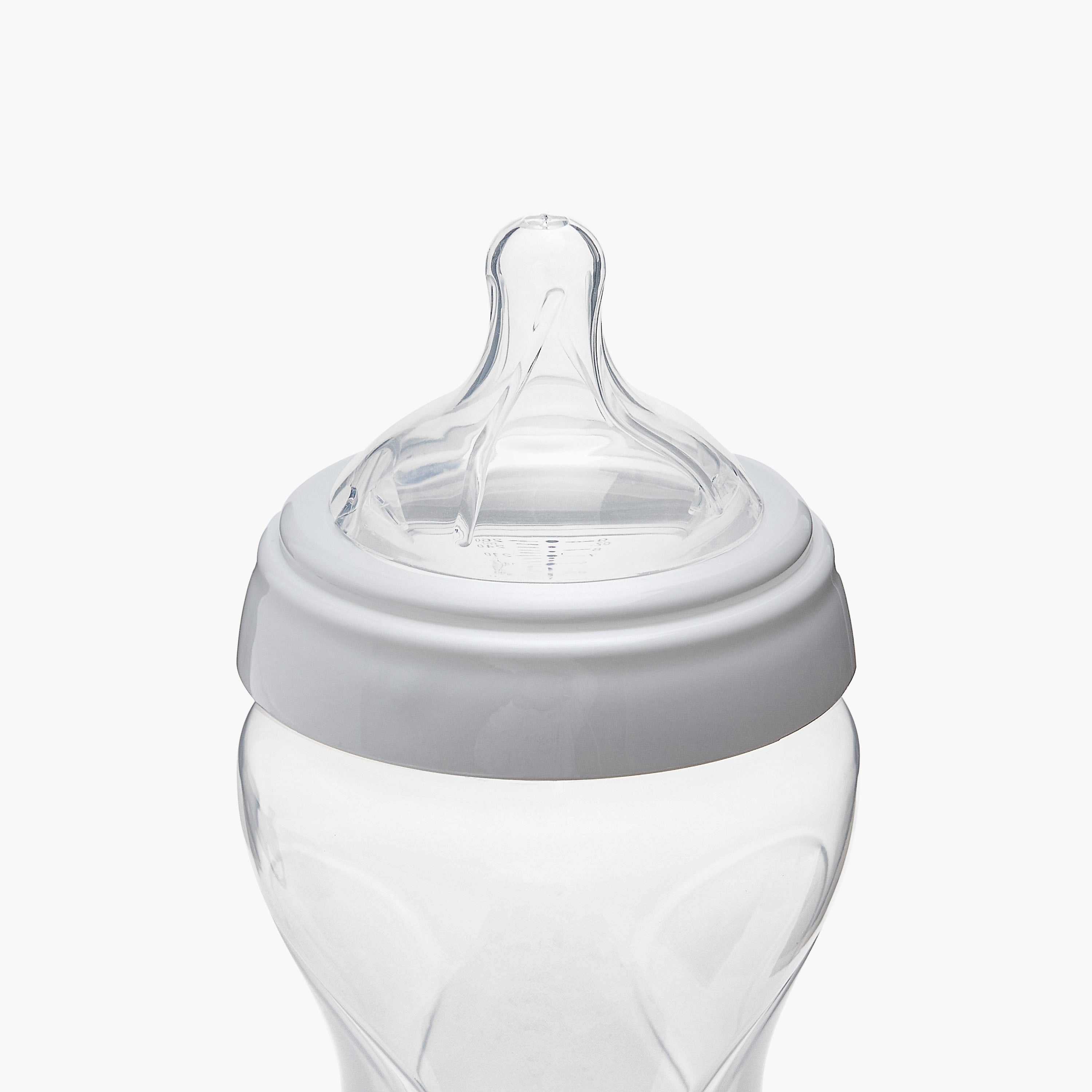 Juniors 7-Piece Newborn Feeding Starter Set