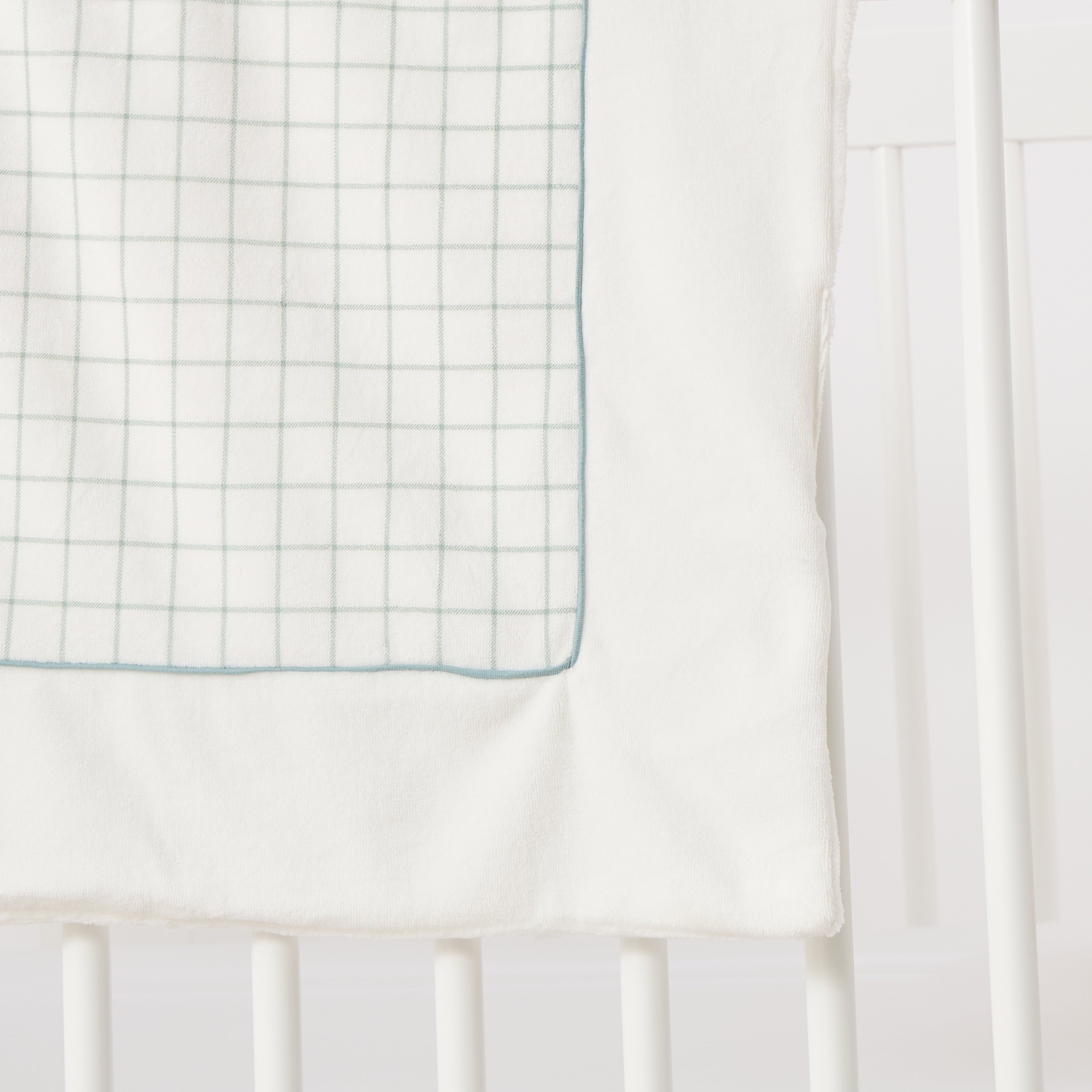 Juniors Applique Detail Raschel Blanket - 76x100 cm