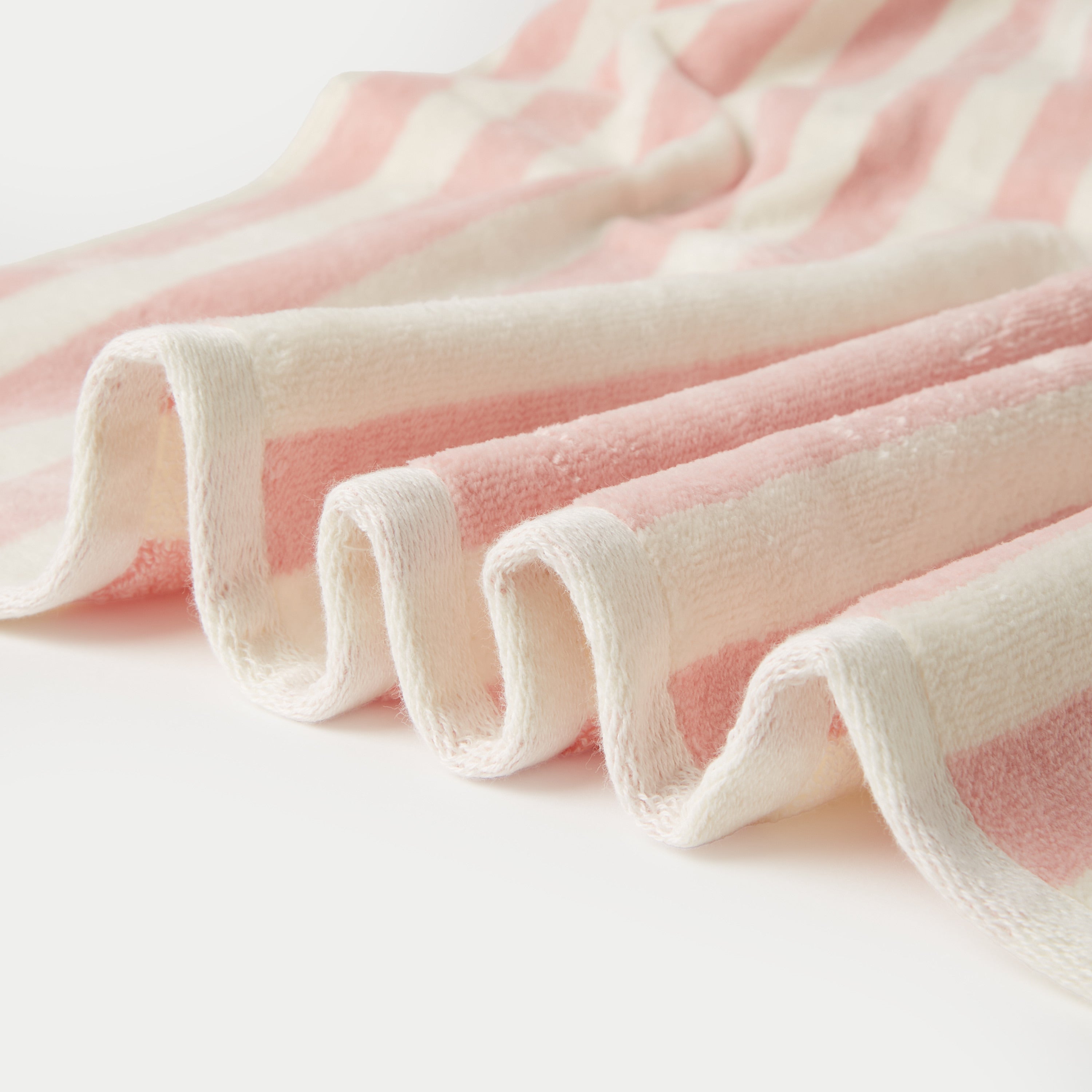 Giggles Striped Bath Towel - 70x140 cm