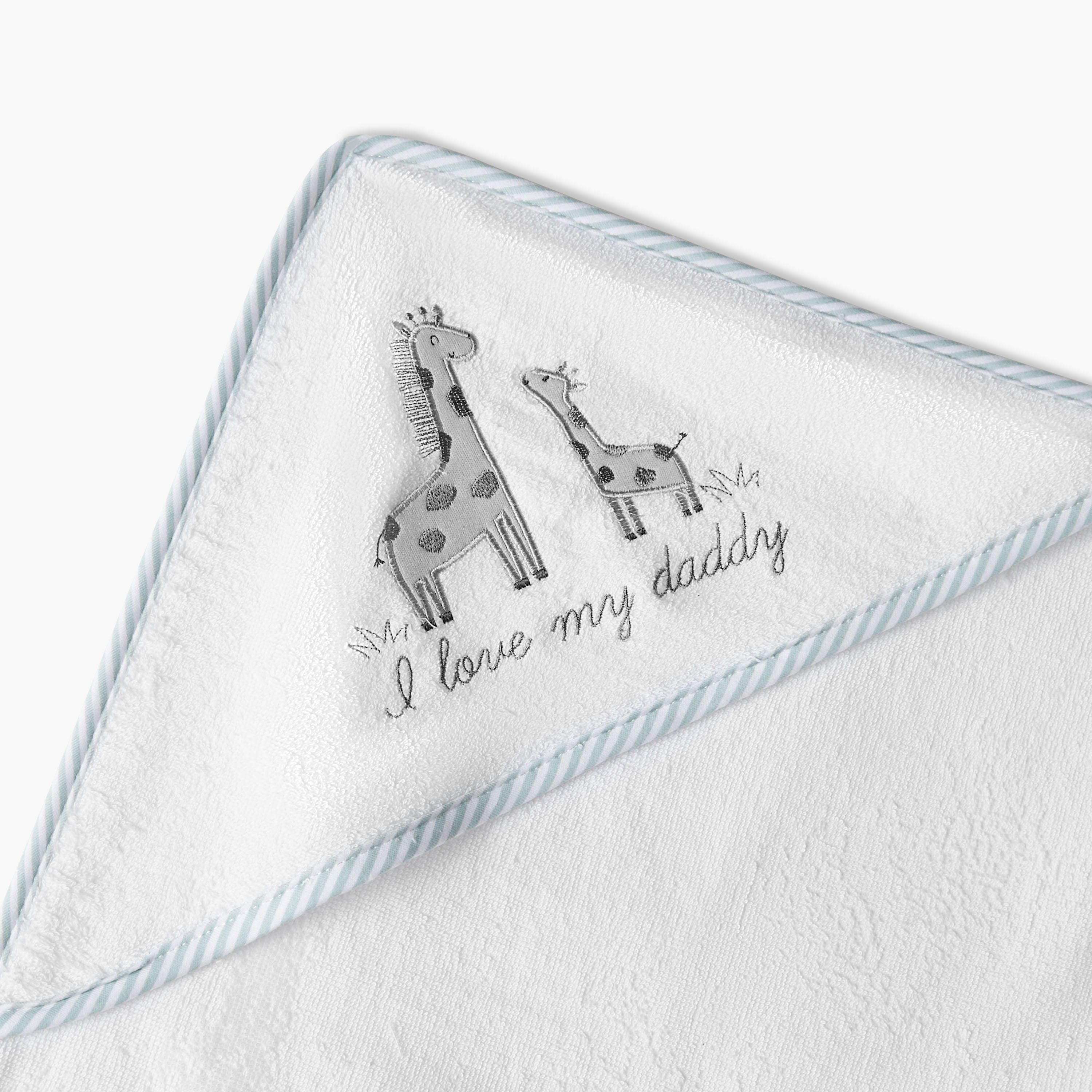Juniors Giraffe Embroidered Hooded Towel and Wash Mitten Set