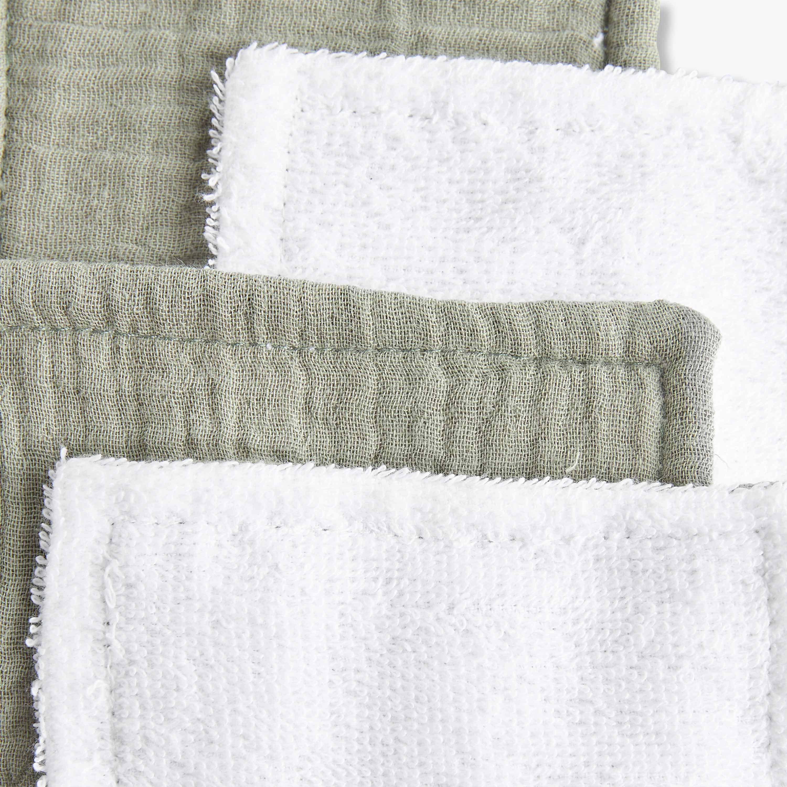 Pack of 4 Giggles 10x10 cm Baby Face Wipes with Soft Muslin