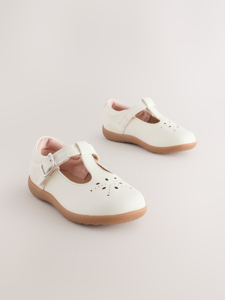 White Leather Standard Fit (F) First Walker T-Bar Touch Fastening Shoes - White Leather / EU 19.5 (UK 3.5)