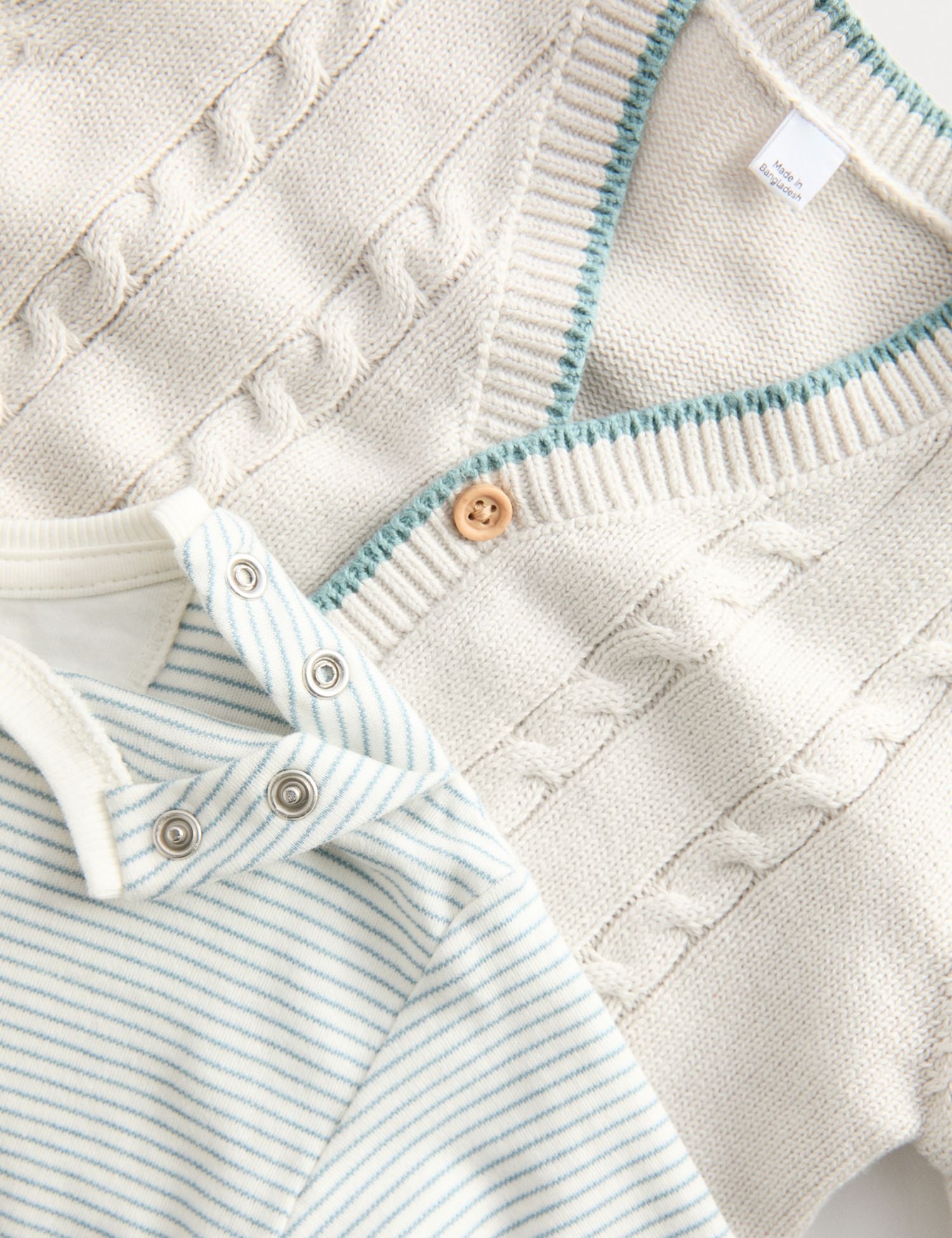 3pc Peter Rabbit™ Outfit (0-3 Yrs)