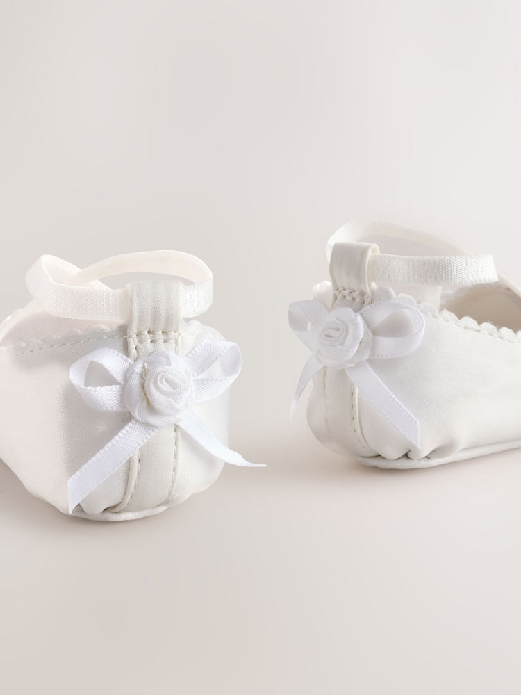 White Baby Bow Occassion Shoes (0-24mths) - Size Up To 3 Months (50 - 62cm)