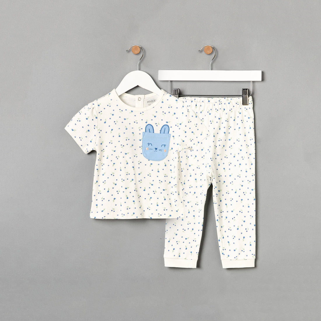 All-Over Floral Print T-shirt and Pyjama Set - White / 12-18 mths