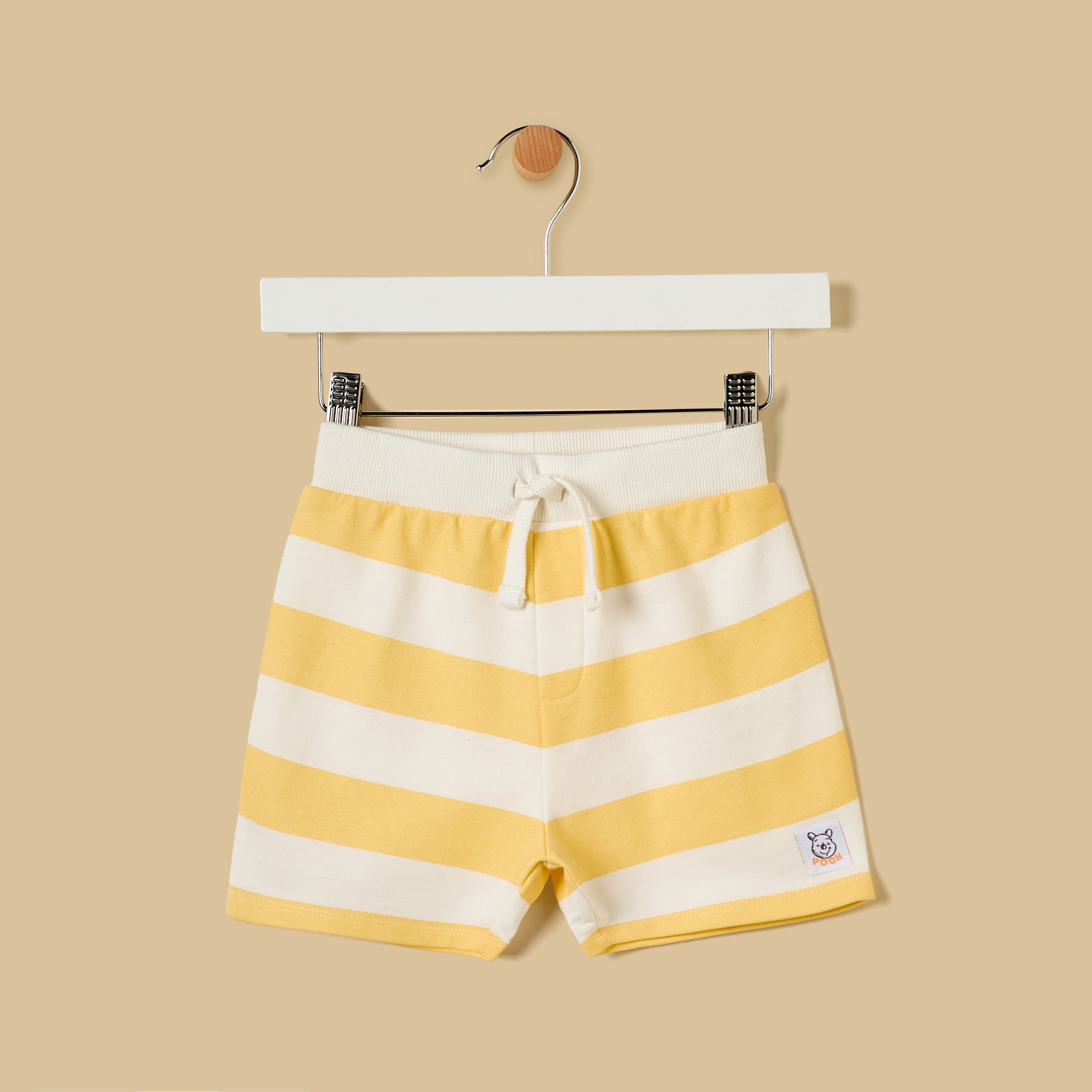 Winnie the Pooh Print Cotton T-shirt and Shorts Set