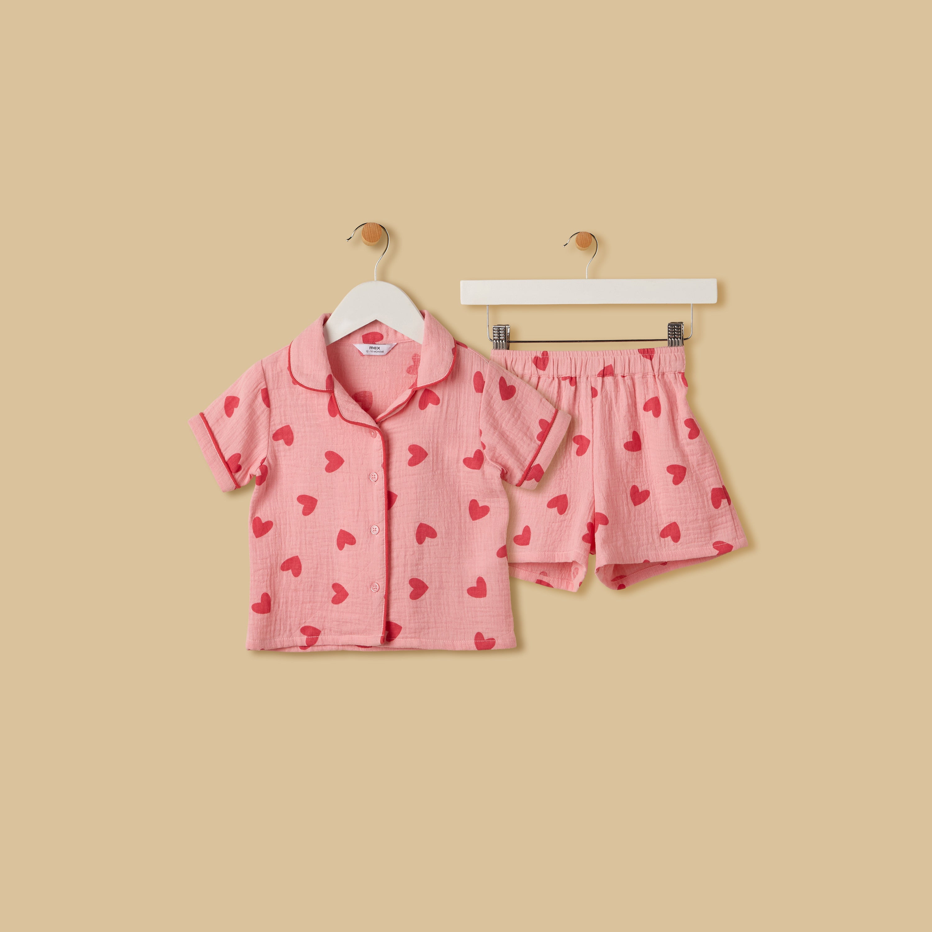 Heart Print Shorts Set - Pink / 12-18 mths