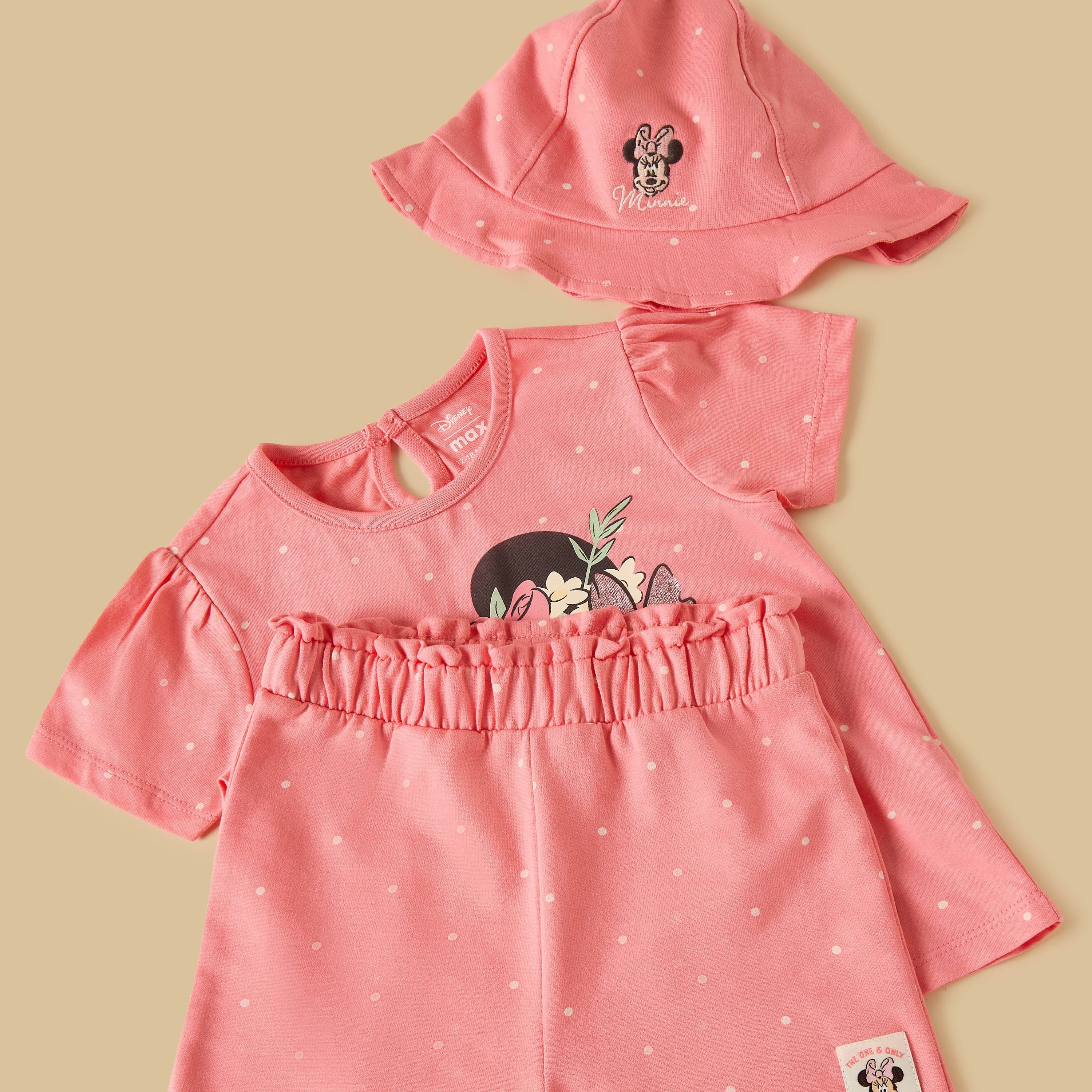Minnie Mouse Print T-shirt with Shorts and Cap