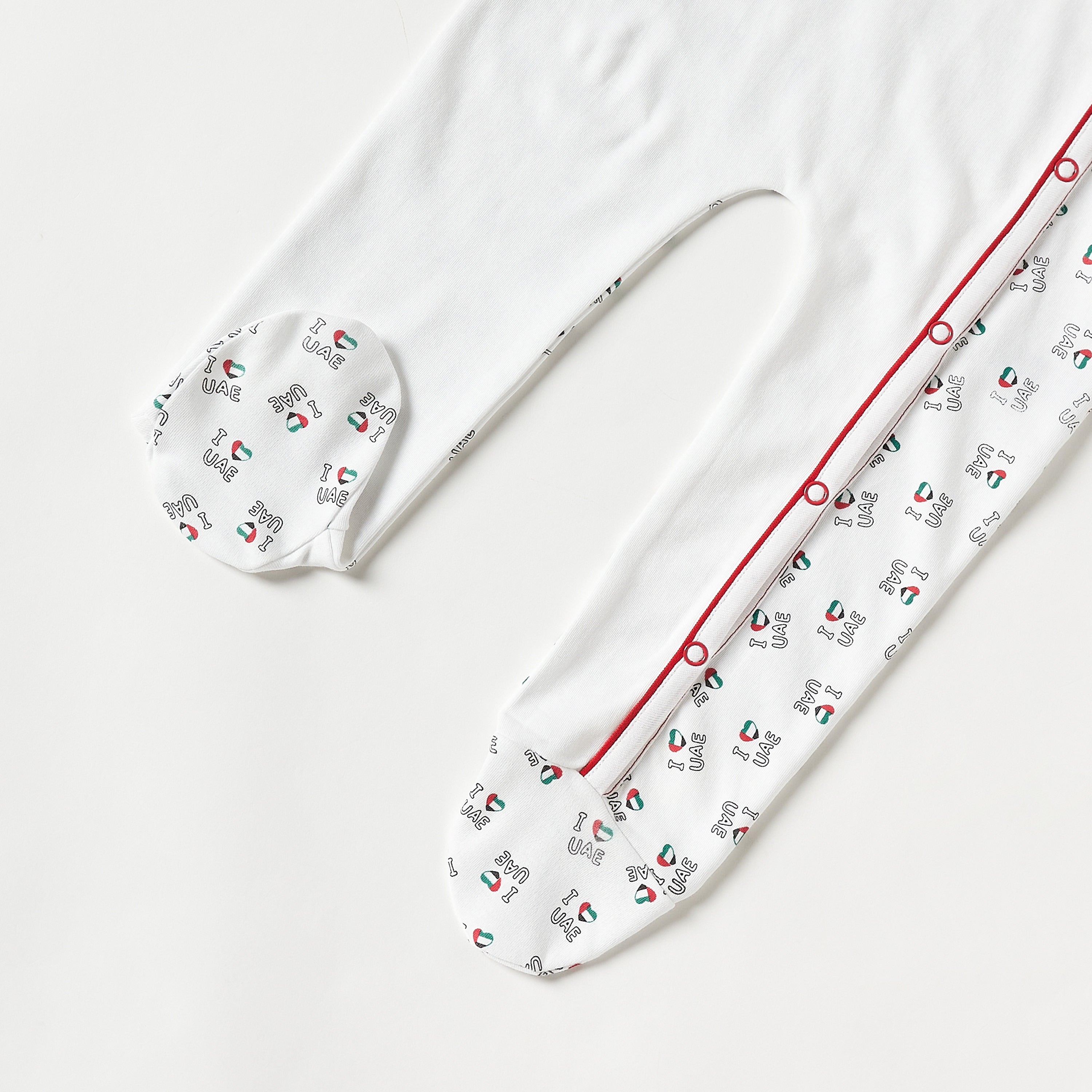 Juniors UAE National Day Print Closed Feet Sleepsuit with Long Sleeves
