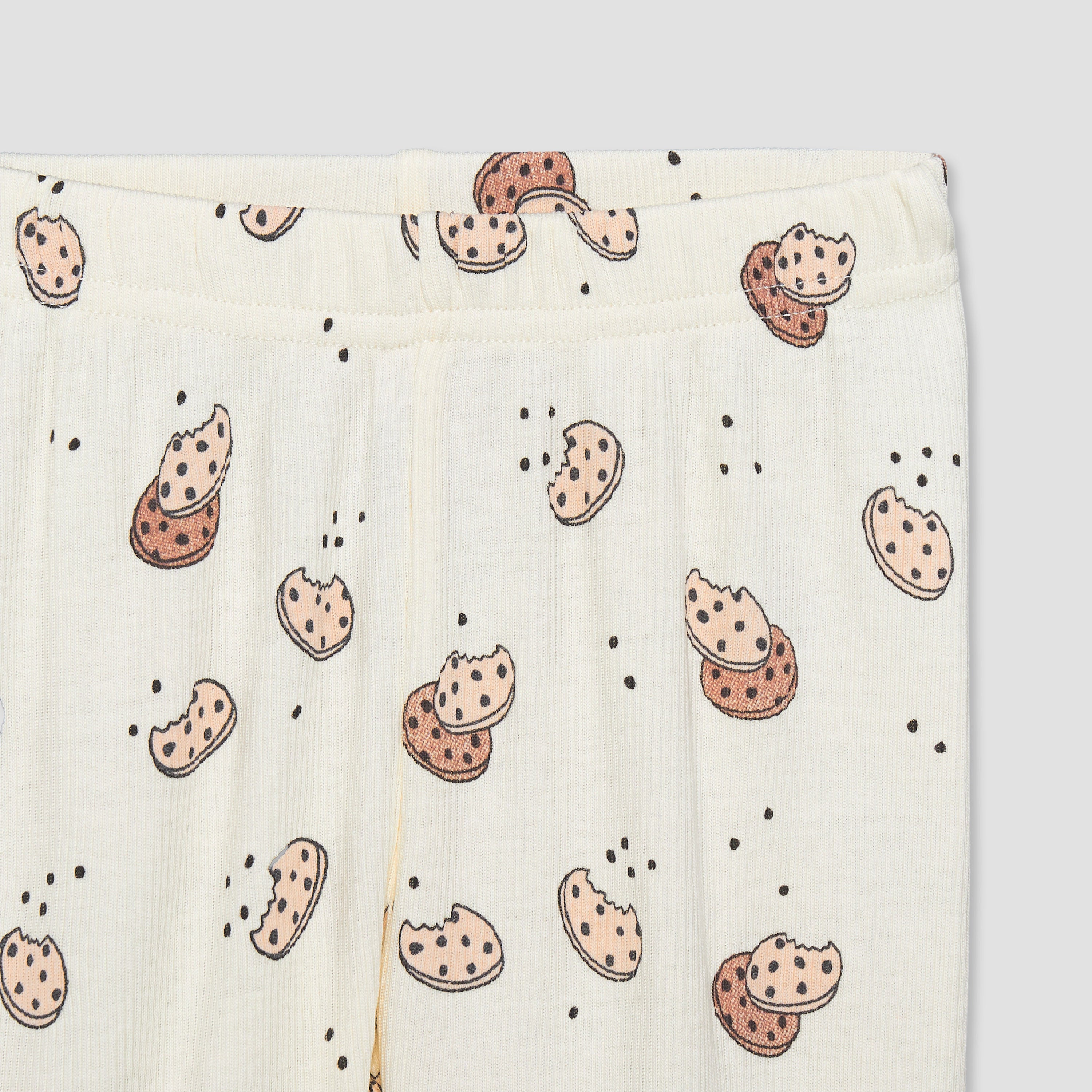 Juniors Cotton Crew Neck Long Sleeves Pyjama Set with Cookie Print