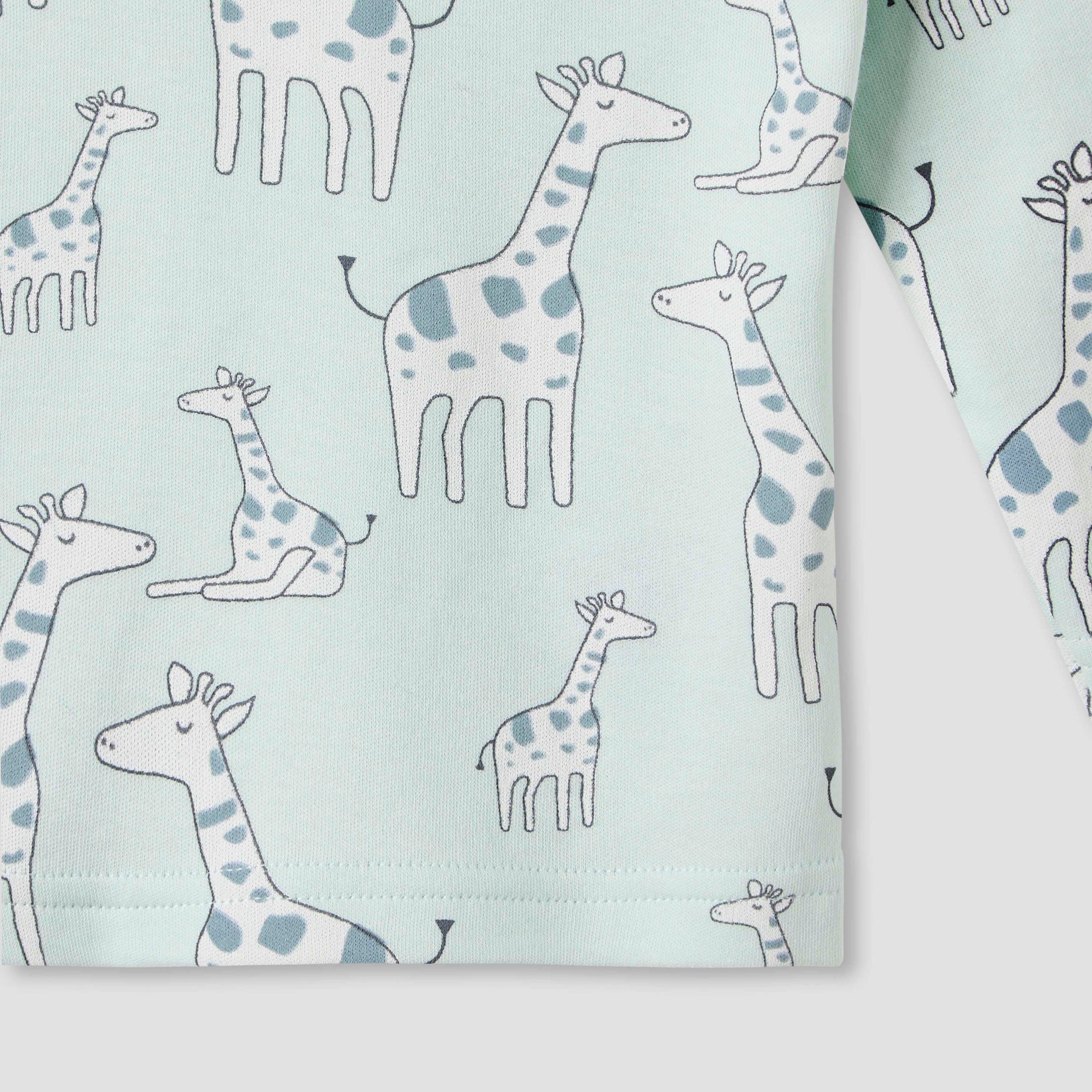 Juniors Giraffe Print T-shirt and Pyjama Set