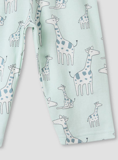 Juniors Giraffe Print T-shirt and Pyjama Set-baby-girls-clothing-nightwear-pyjamasets-image-8