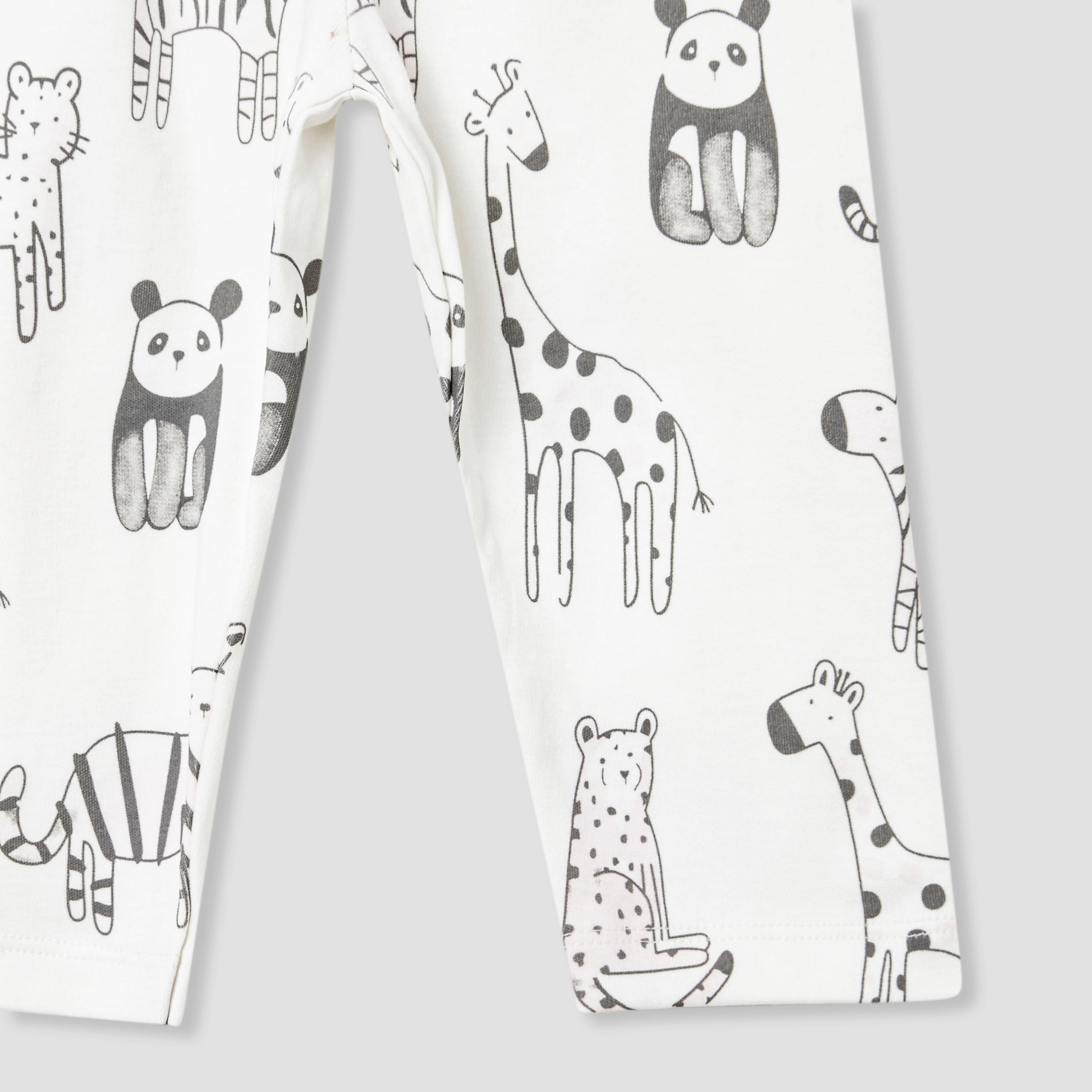 Juniors Animal Print T-shirt and Pyjama Set