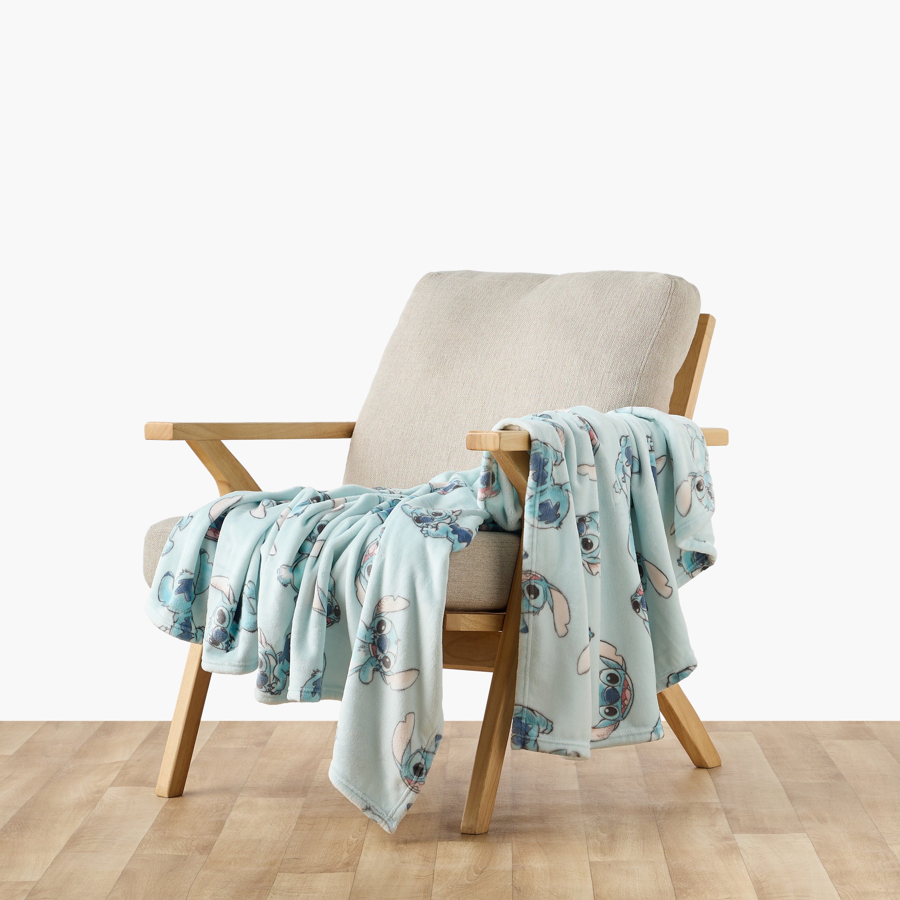 Disney Raschel Blanket with Stitch Print, 150x200 cm