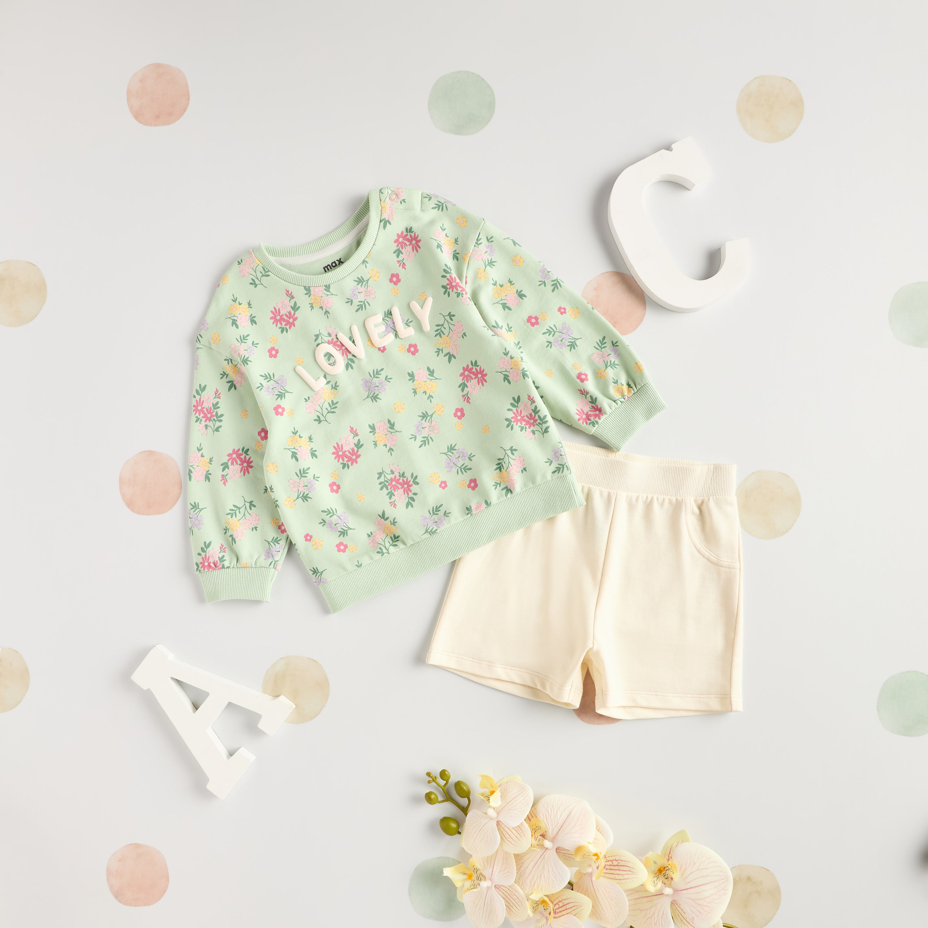 All-Over Floral Print Cotton Sweatshirt and Shorts Set - Cream / 12-18 mths