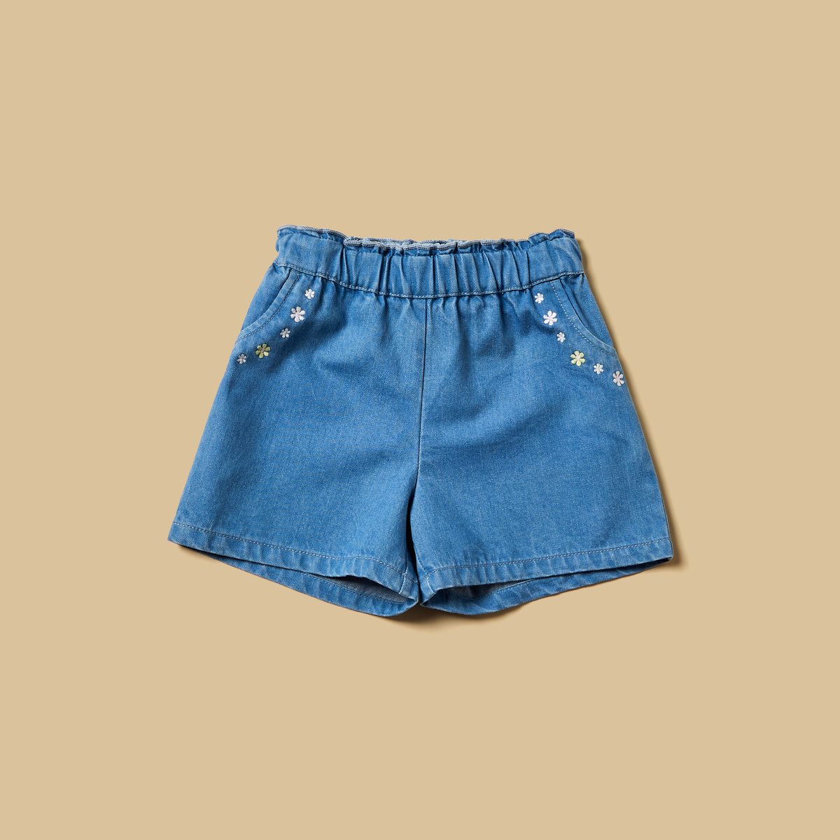 Applique Detail T-shirt with Shorts and Cap Set