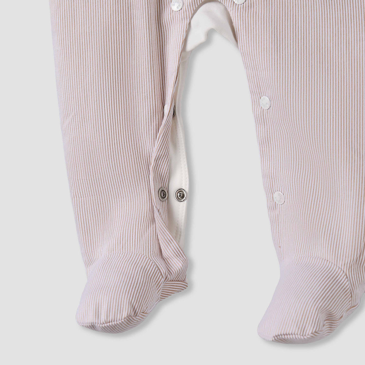 Giggles Cotton Collared Long Sleeves Sleepsuit with Snap Button Closure
