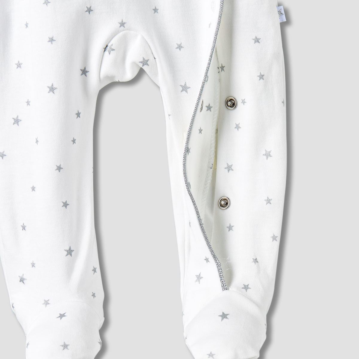 Giggles Cotton Collared Neck Long Sleeve Sleepsuit with Snap Button Closure