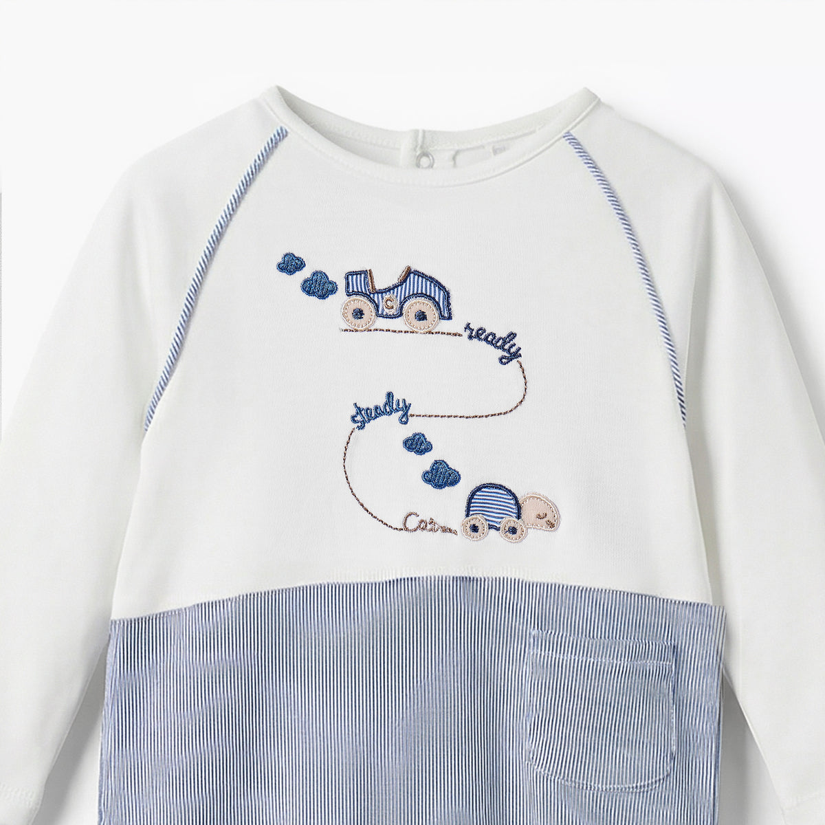 Giggles Cotton Round Neck Long Sleeves Sleepsuit with Car Embroidery
