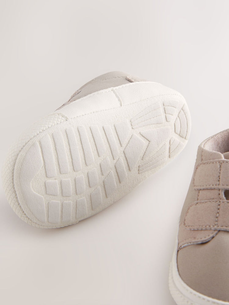 Neutral Touch Fastening Baby Trainers (0-2mths)