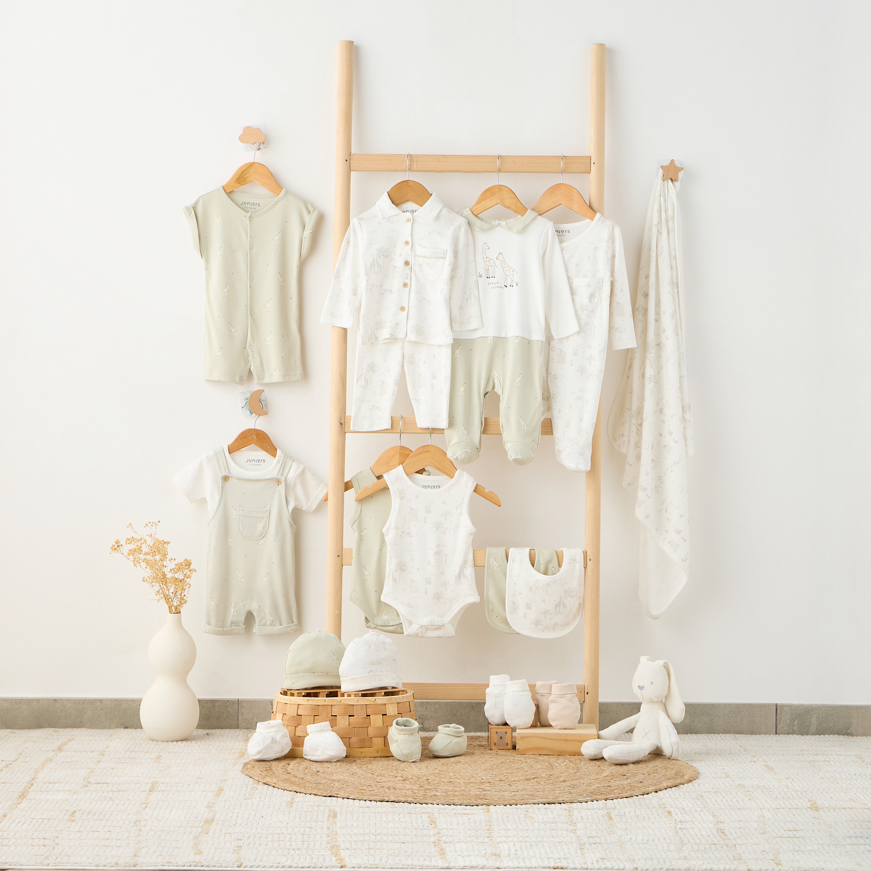 Juniors Printed Shirt and Pyjama Set