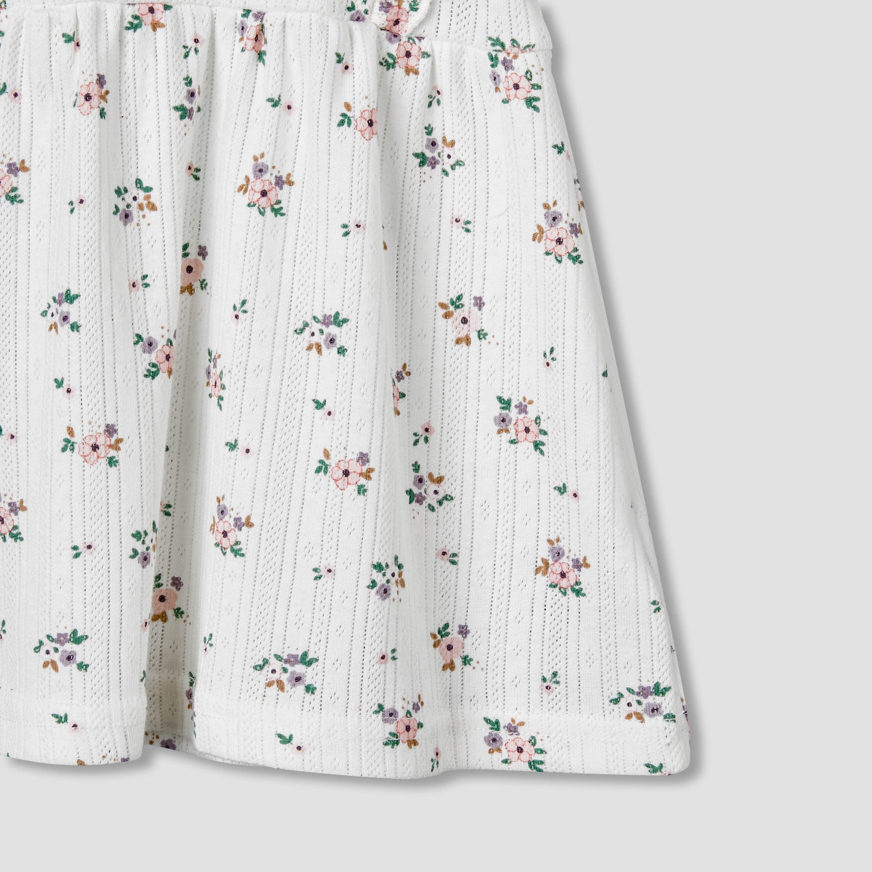 Juniors Round Neck Short Sleeves A-line Dress with Floral Print