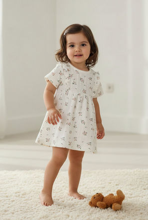 Juniors Round Neck Short Sleeves A-line Dress with Floral Print